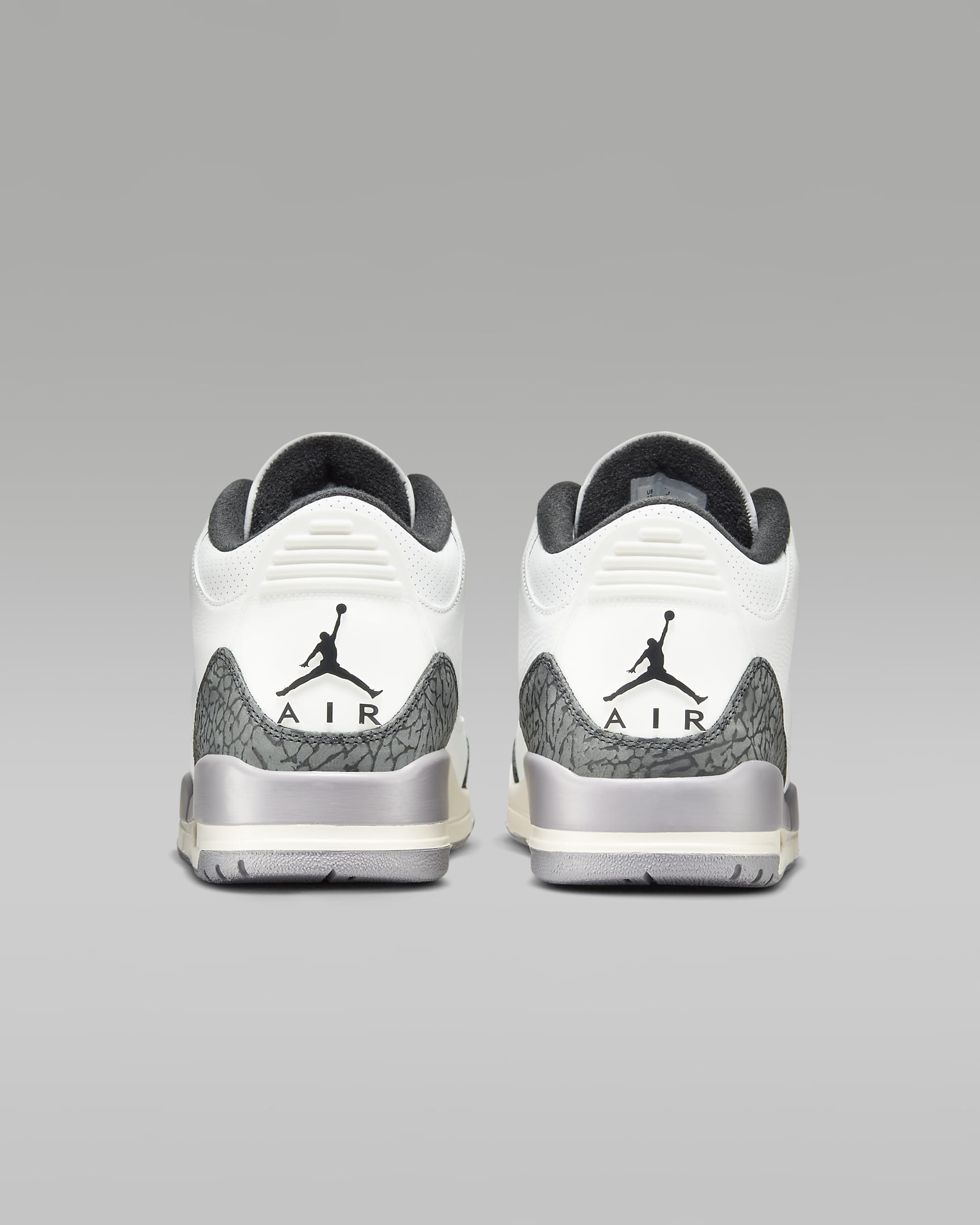 Tenis para hombre Air Jordan 3 Retro "Cement Grey" - Blanco cumbre/Gris cemento/Negro/Rojo pasión