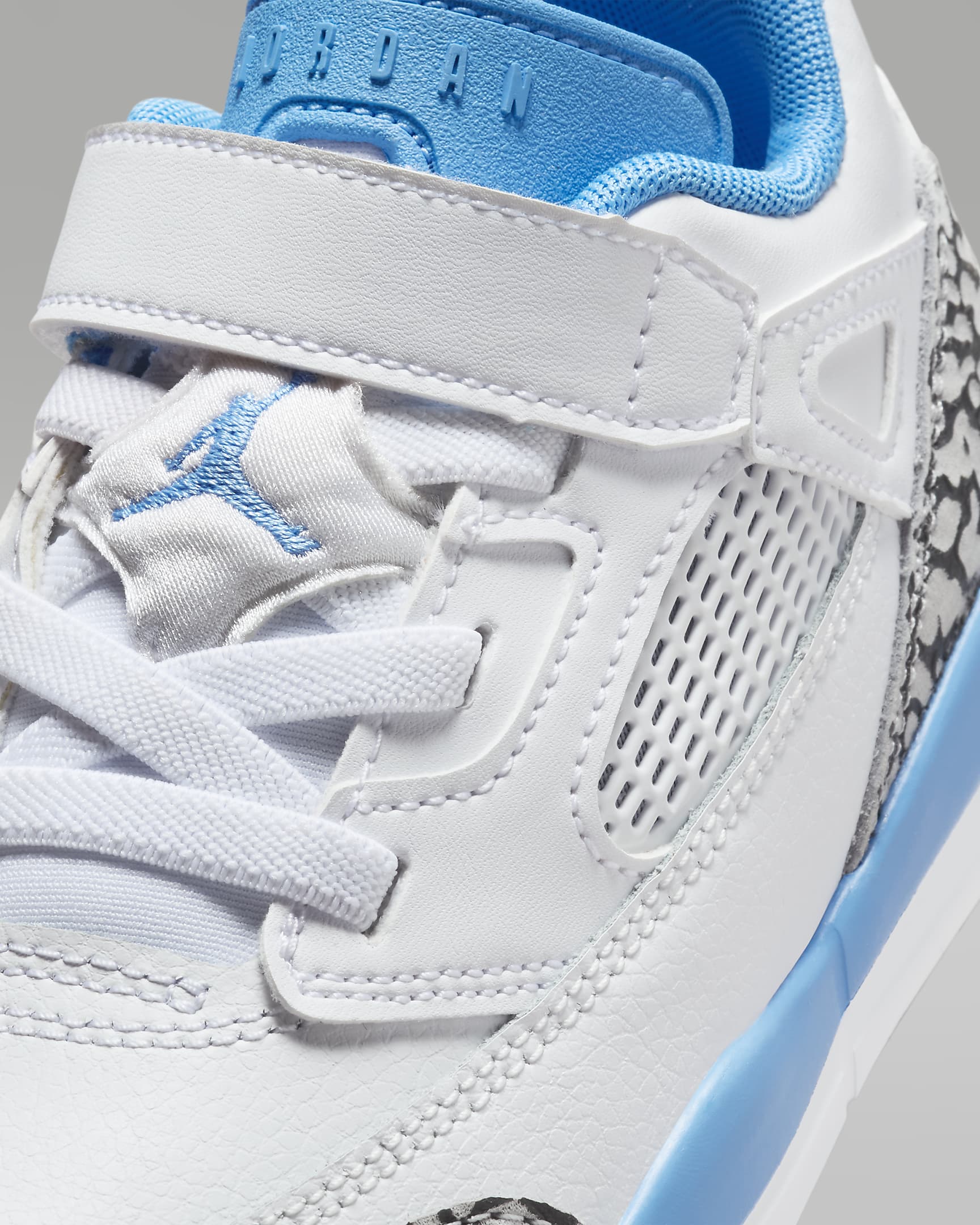 Jordan Spizike Low Younger Kids' Shoes - White/Wolf Grey/Anthracite/University Blue