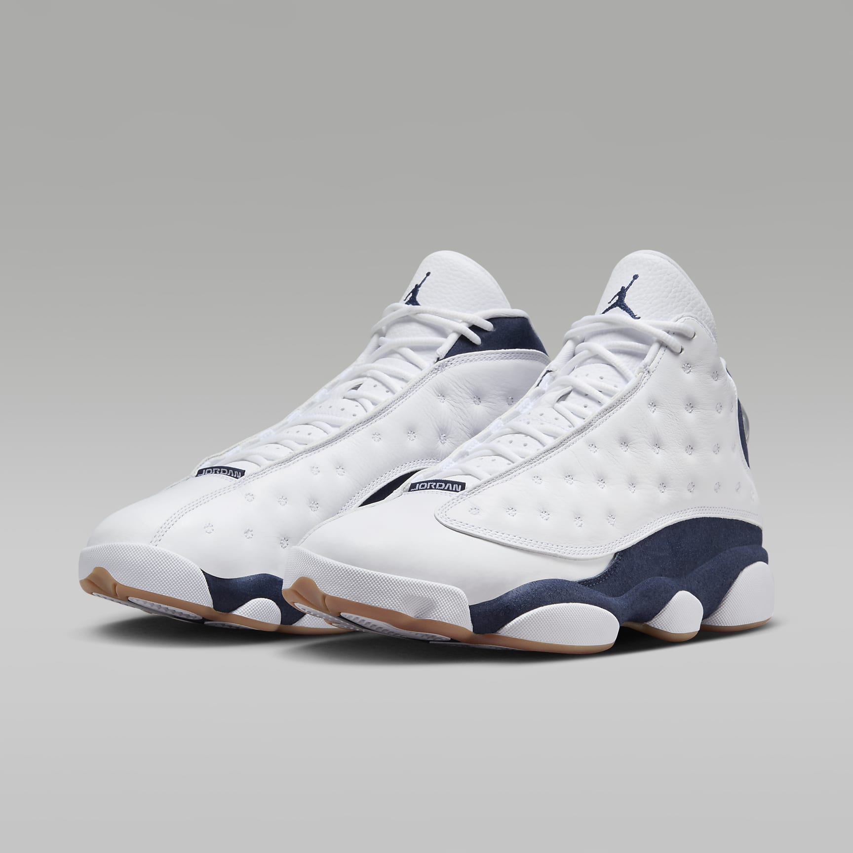 Air Jordan 13 Retro "White and Midnight Navy" 鞋款 - 白色/Gum Light Brown/Midnight Navy