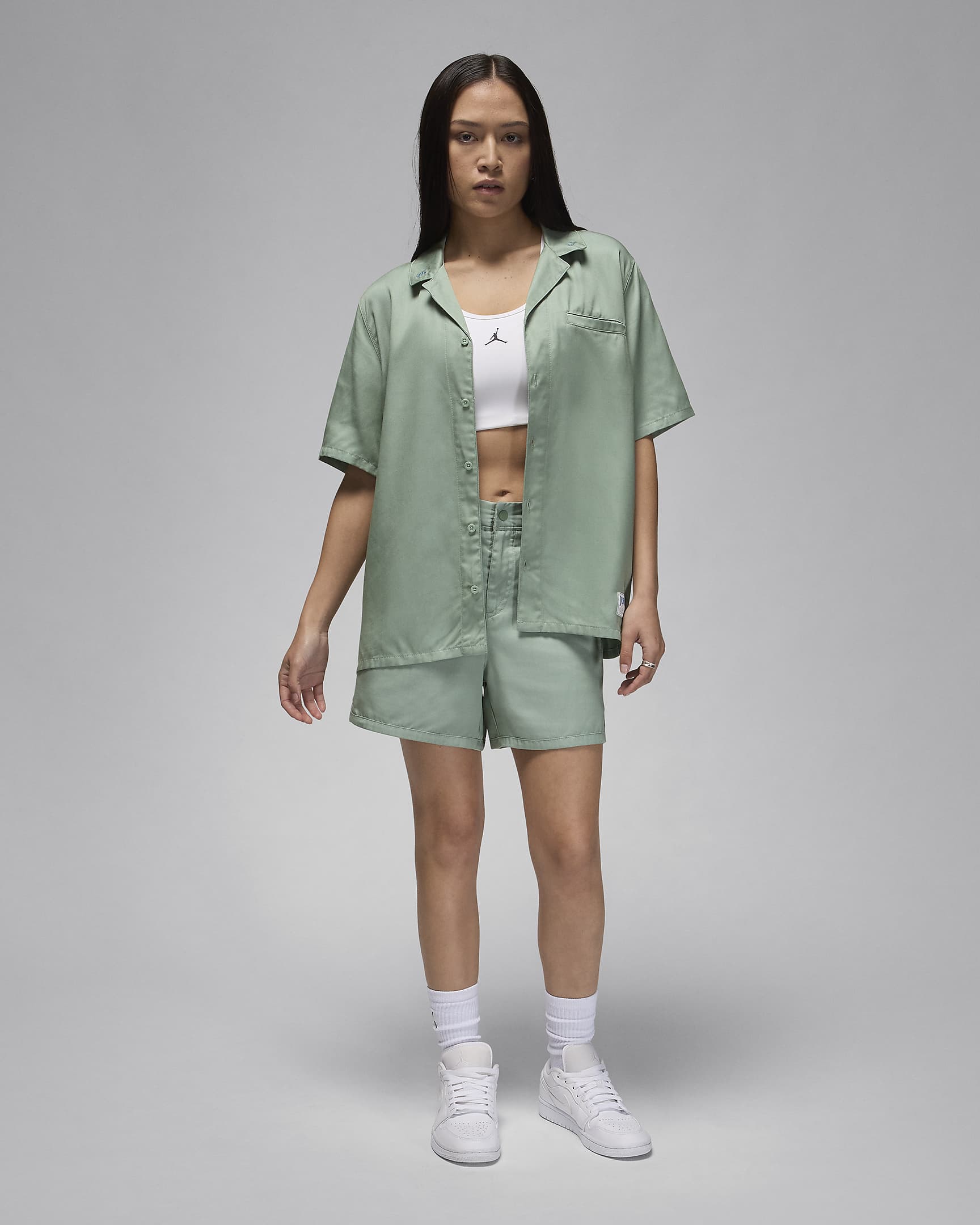 Jordan Women's Woven Solid Top - Jade Smoke/Industrial Blue