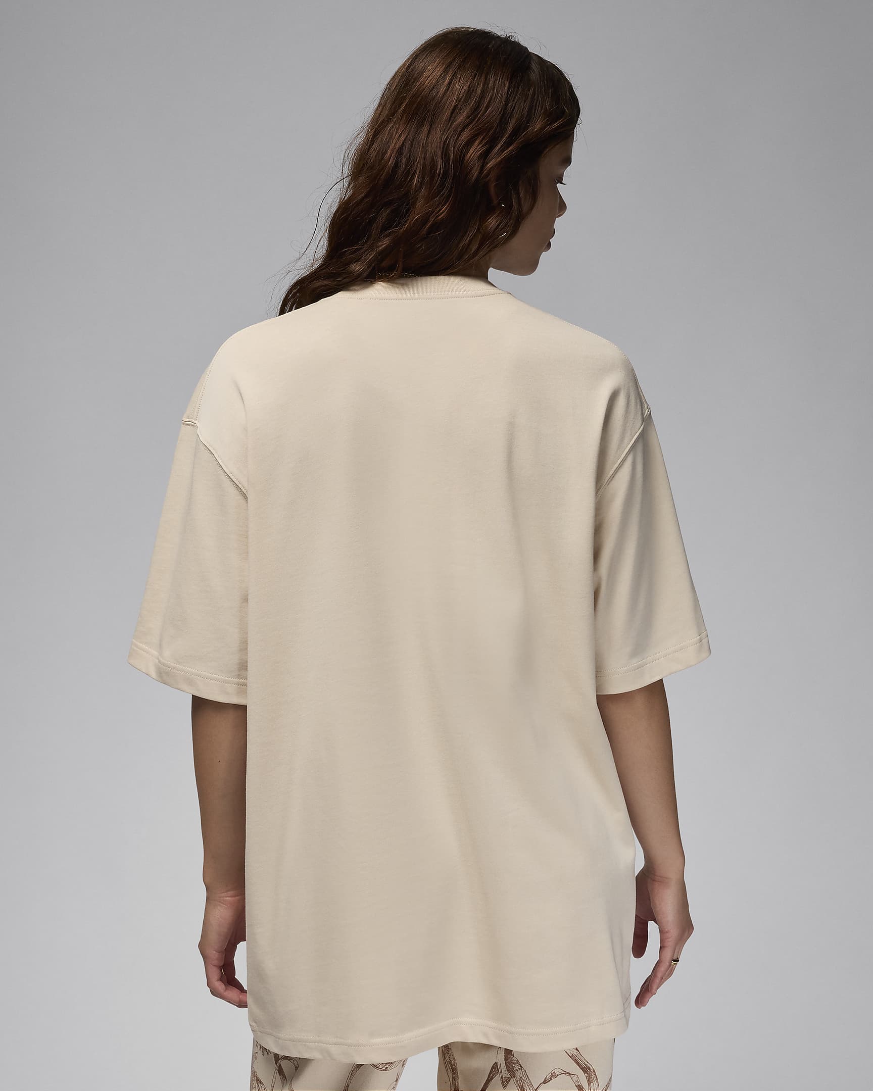 Jordan Essentials oversized T-shirt voor dames - Legend Light Brown