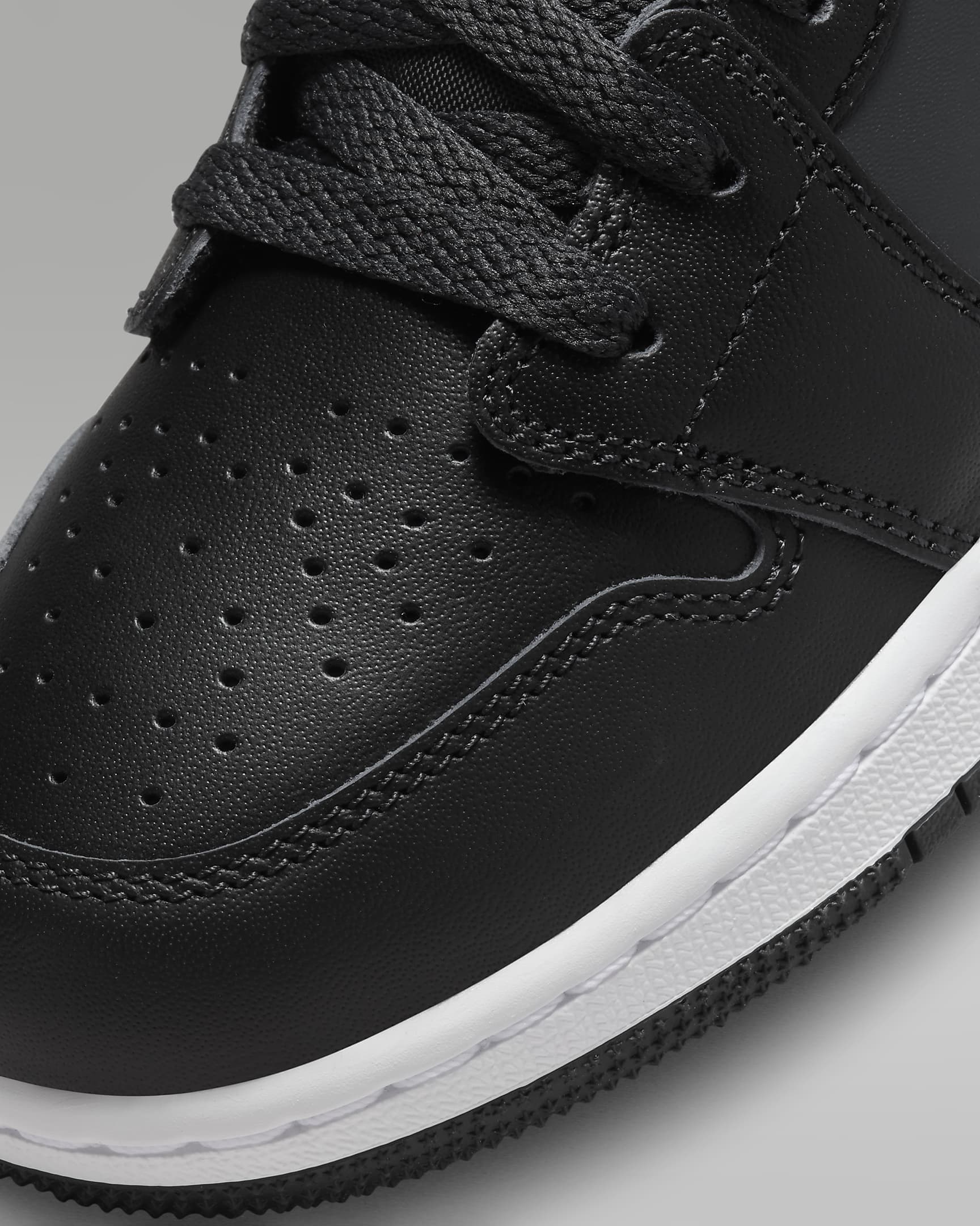 Air Jordan 1 Low SE Older Kids' Shoes. Nike MY