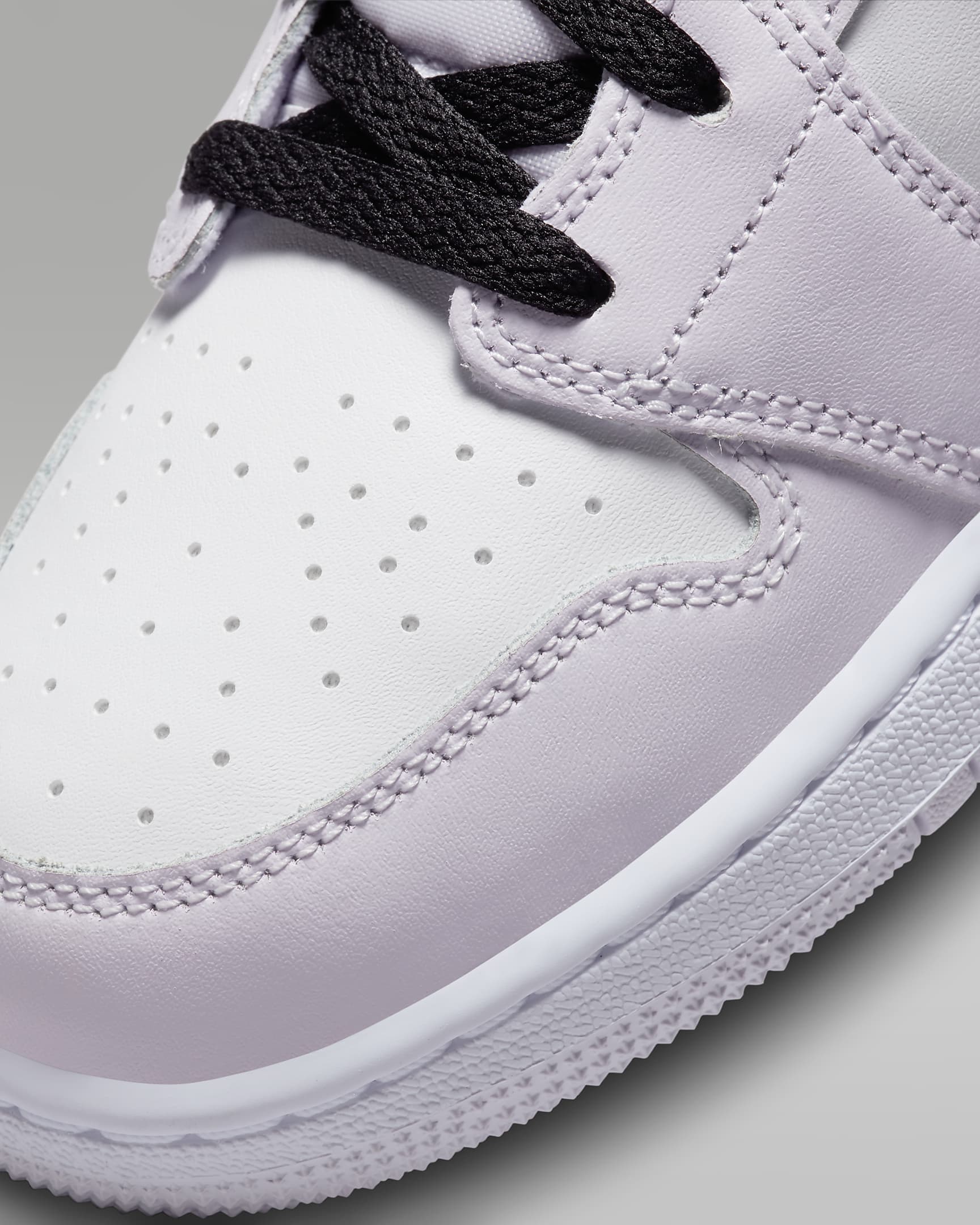 Air Jordan 1 Mid Older Kids' Shoes - Barely Grape/White/Rush Fuchsia/Black