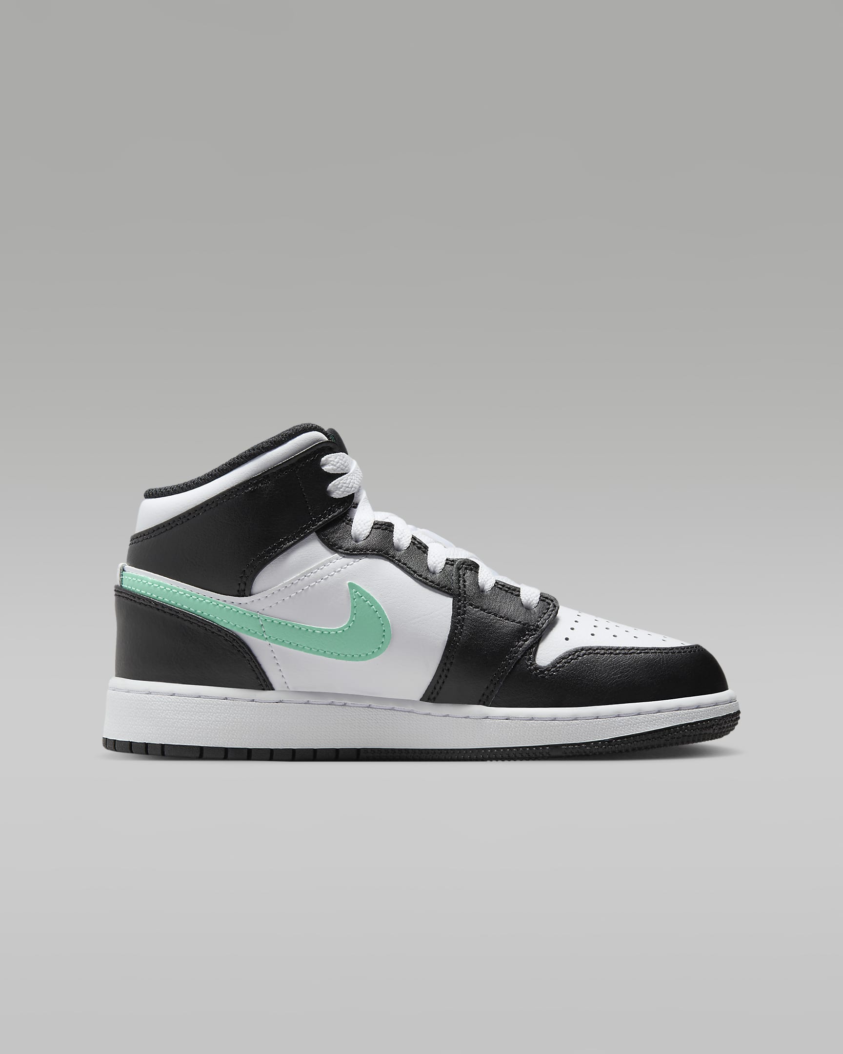 Air Jordan 1 Mid-sko til større børn - hvid/sort/Green Glow