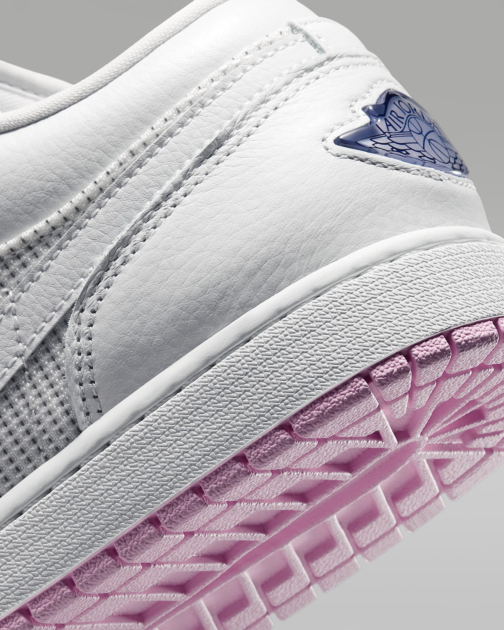 Air Jordan 1 Low SE Men's Shoes - Summit White/Light Arctic Pink/Silver