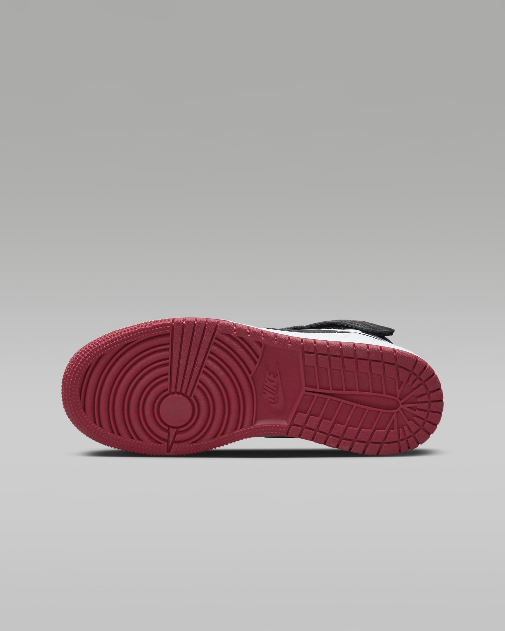 Air Jordan 1 Hi FlyEase Older Kids' Shoes. Nike IN