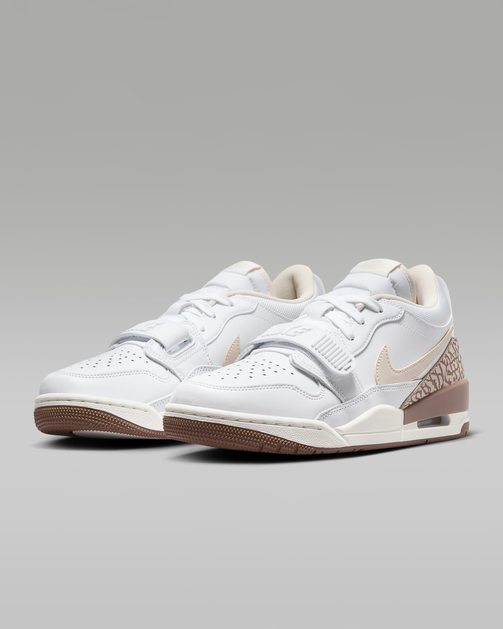 Air Jordan Legacy 312 Low damesschoenen - Wit/Archaeo Brown/Sail/Legend Light Brown