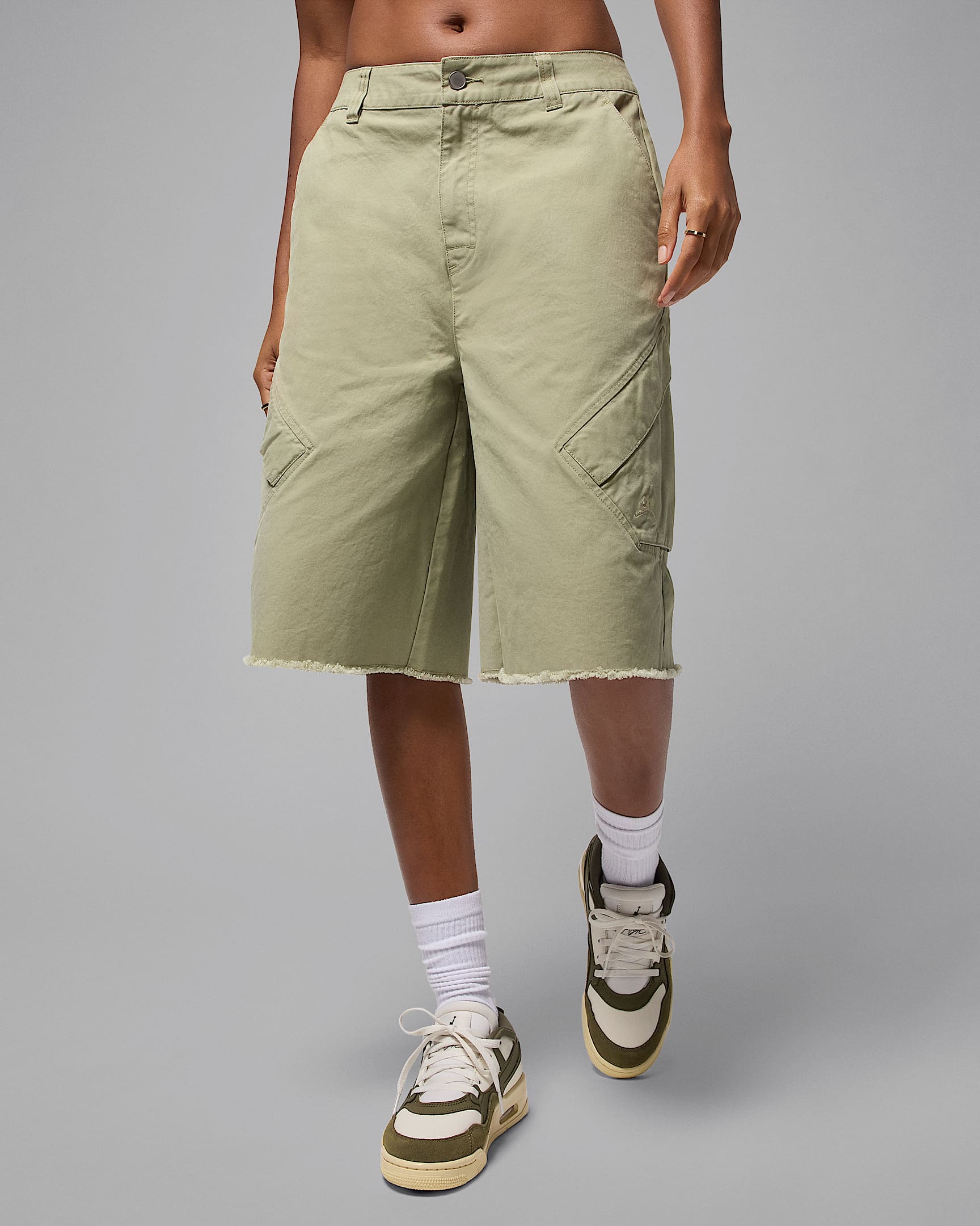 Jordan Flight Chicago Women's Big Shorts - Medium Khaki