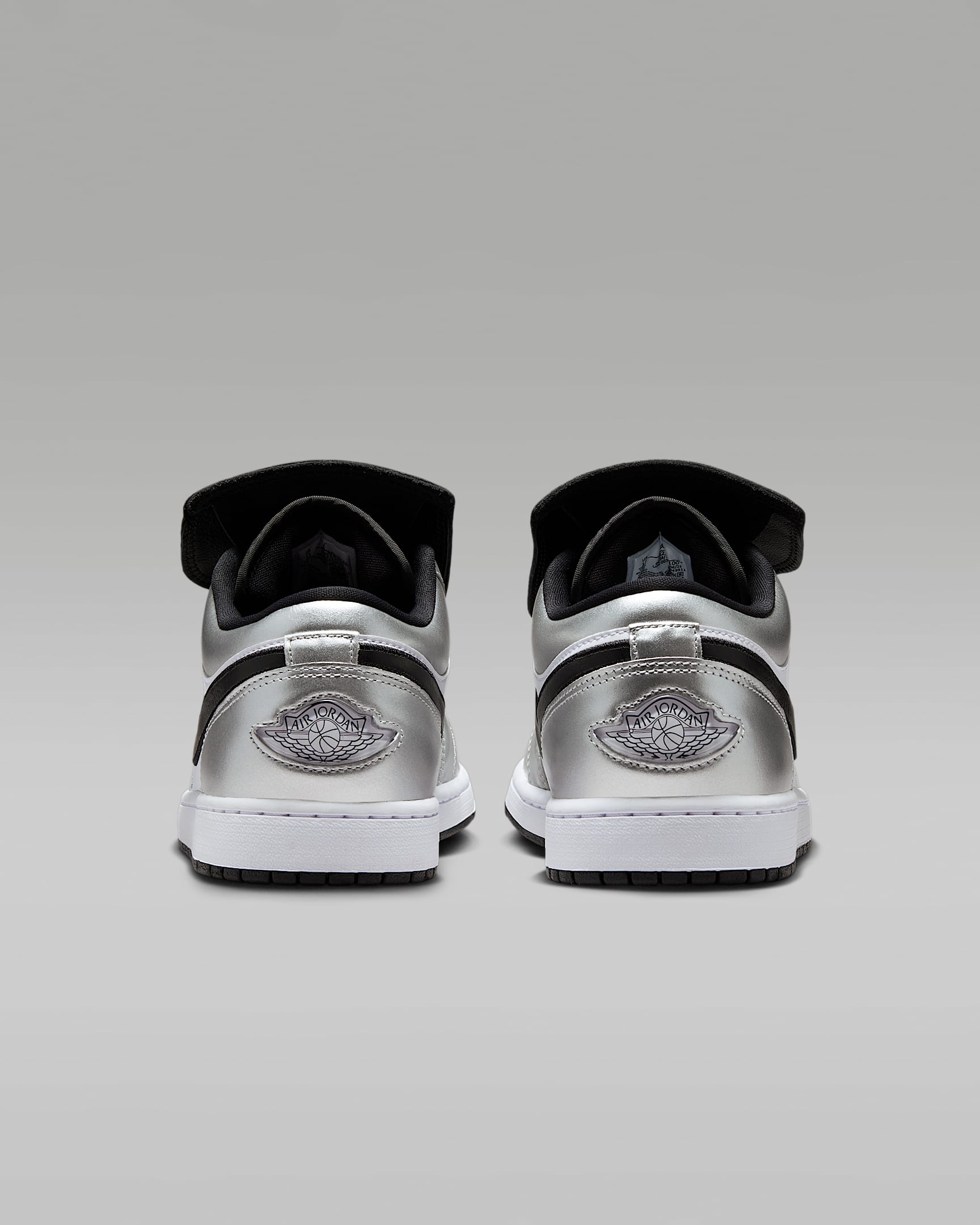 Air Jordan 1 Low SE Men's Shoes - White/White/Metallic Silver/Black