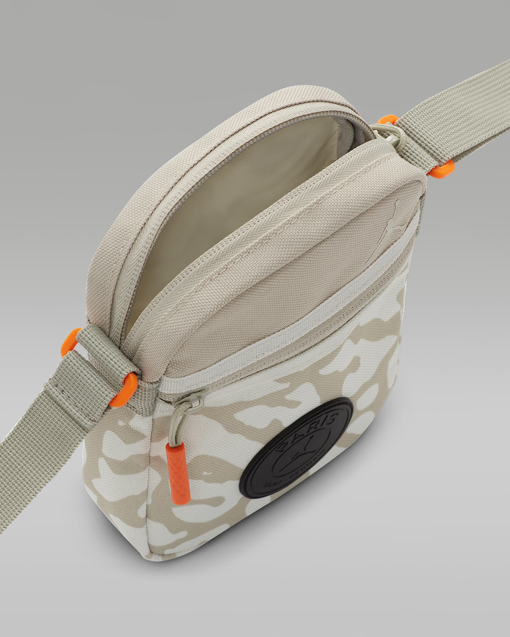 Jordan Paris SaintGermain Festival Bag Festival Bag (1L). Nike UK