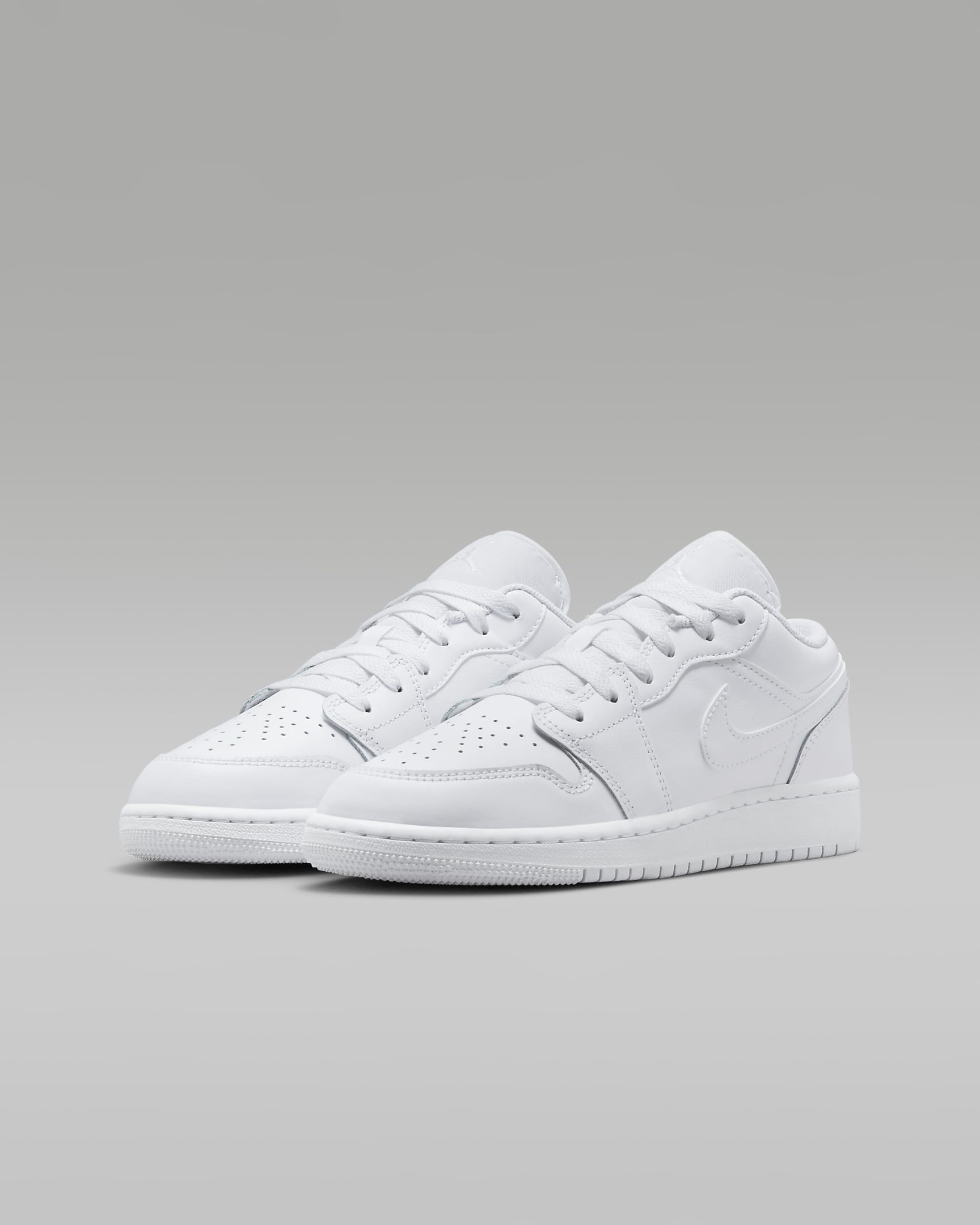 Air Jordan 1 Low Older Kids' Shoes - White/White/White