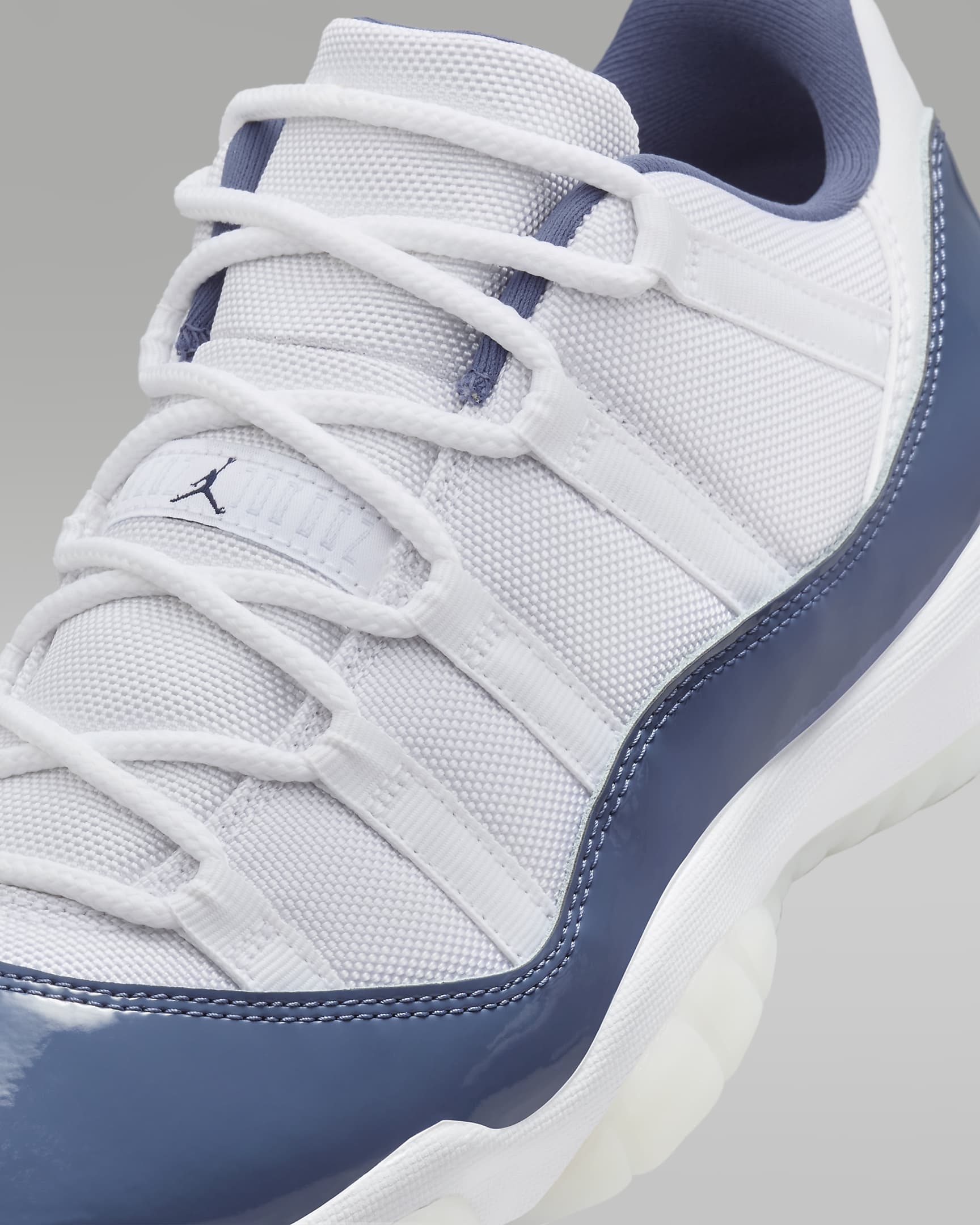 Air Jordan 11 Retro 低筒 "Diffused Blue" 男鞋 - 白色/Diffused Blue/Football Grey/Midnight Navy