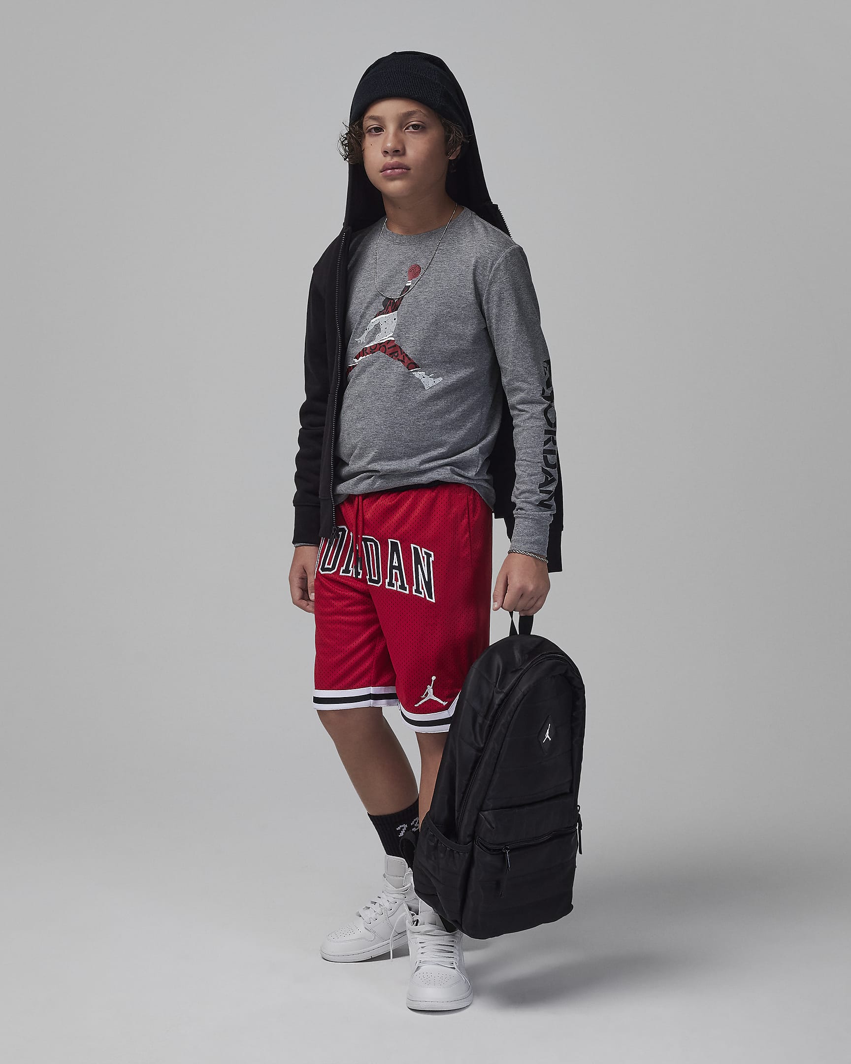 Jordan Levels Long Sleeve Tee Big Kids T-Shirt. Nike JP