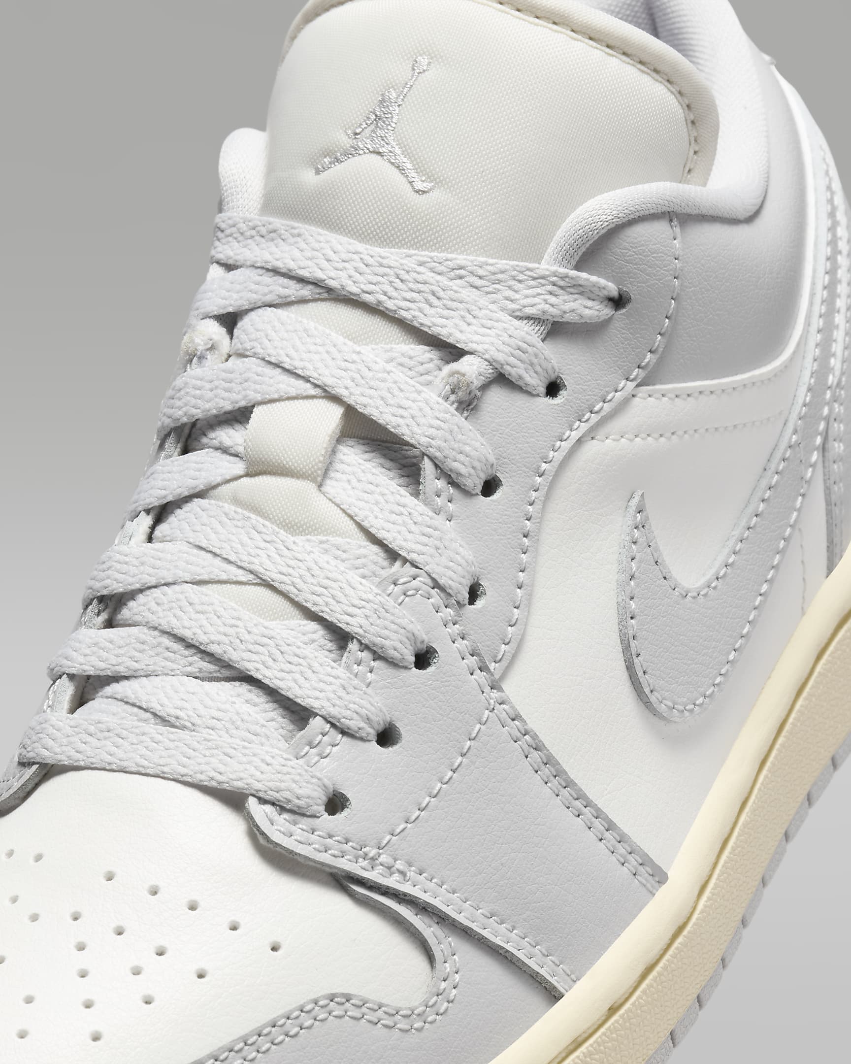 Air Jordan 1 Low Shoes - Sail/Coconut Milk/Neutral Grey