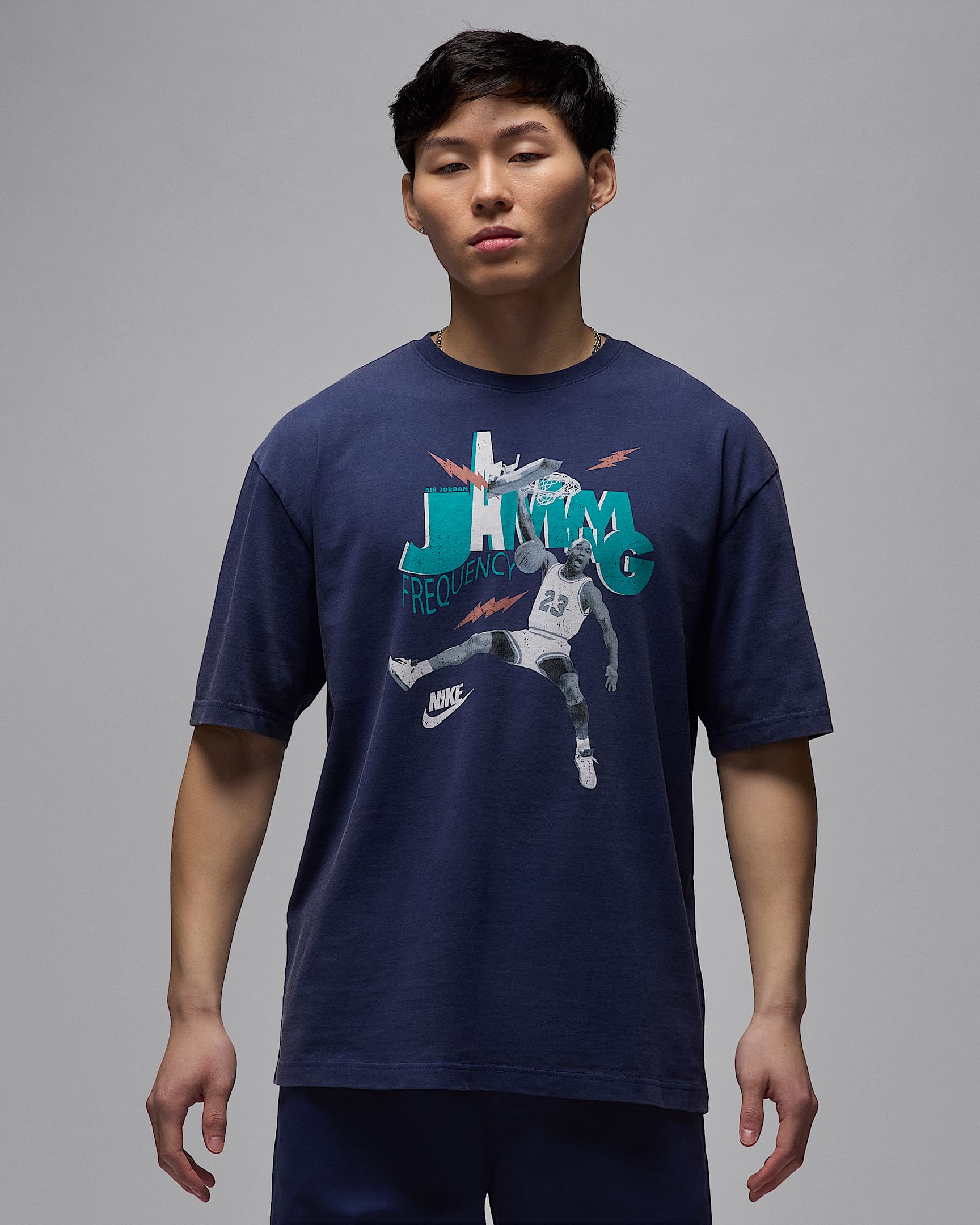Jordan Brand Men's T-Shirt - Midnight Navy/White