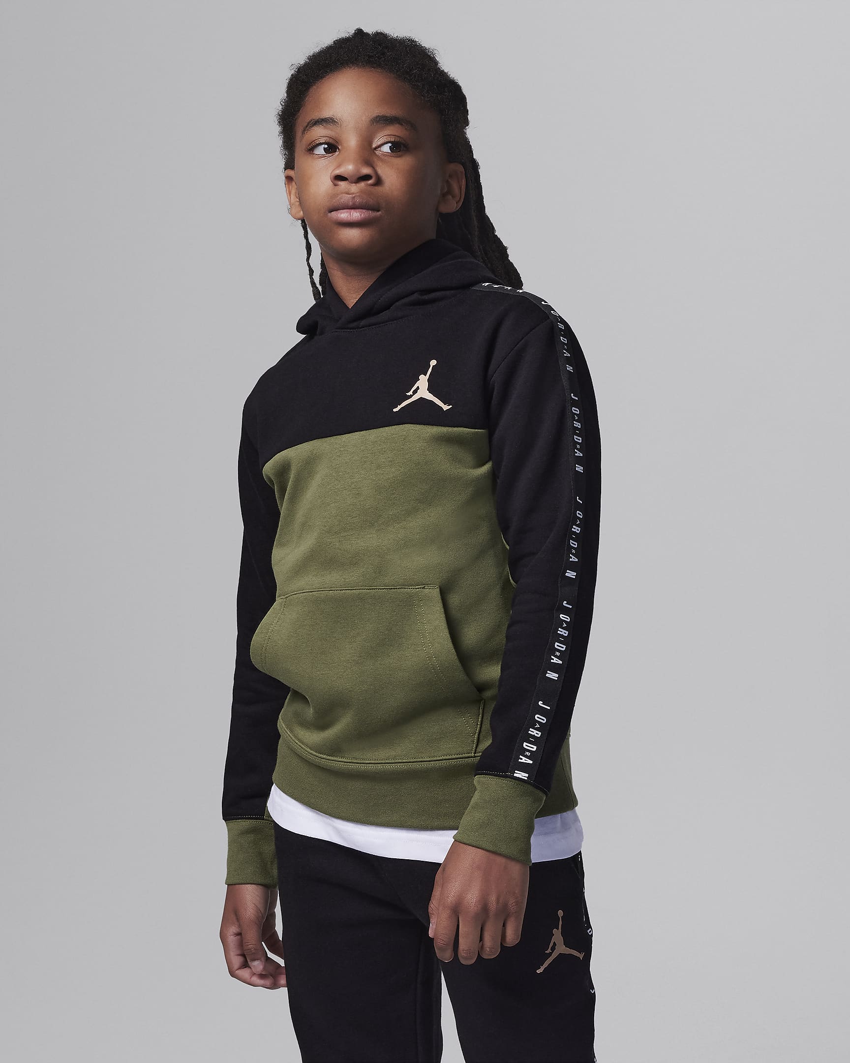 Jordan Flight Sideline Fleece Pullover Big Kids Hoodie - Sky J Light Olive