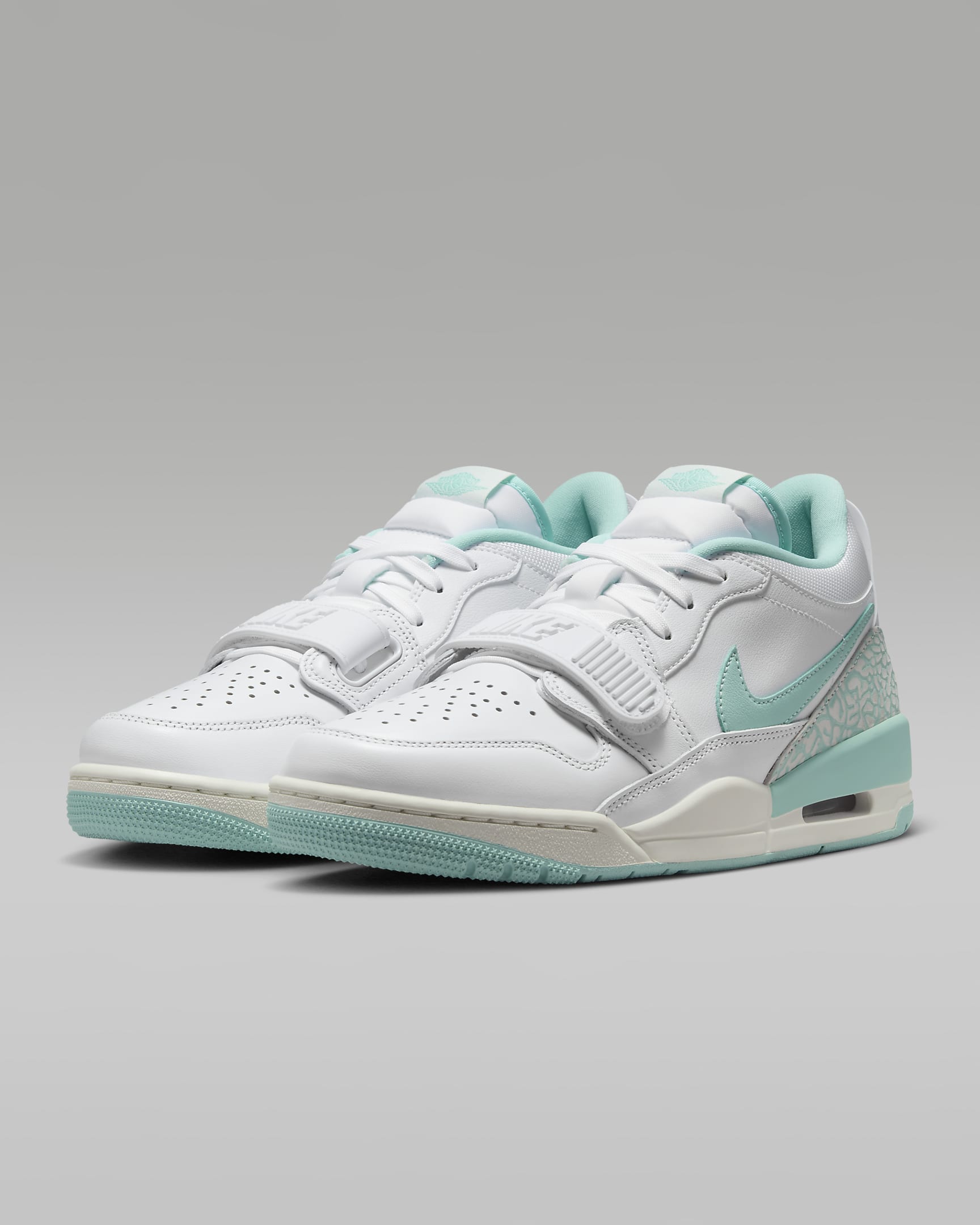 Air Jordan Legacy 312 Low Schuh (Damen) - Weiß/Sail/Light Dew