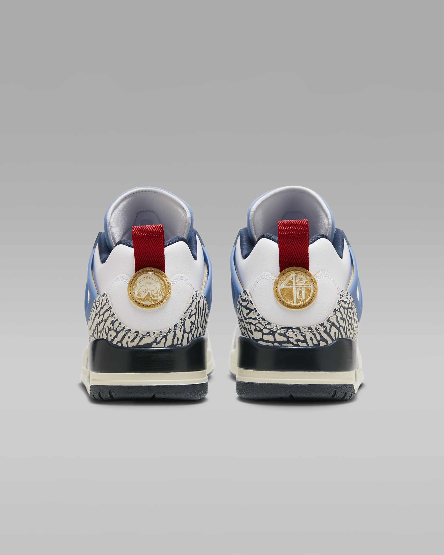 รองเท้าผู้ชาย Jordan Spizike Low - ขาว/Armory Navy/Aegean Storm/Gym Red