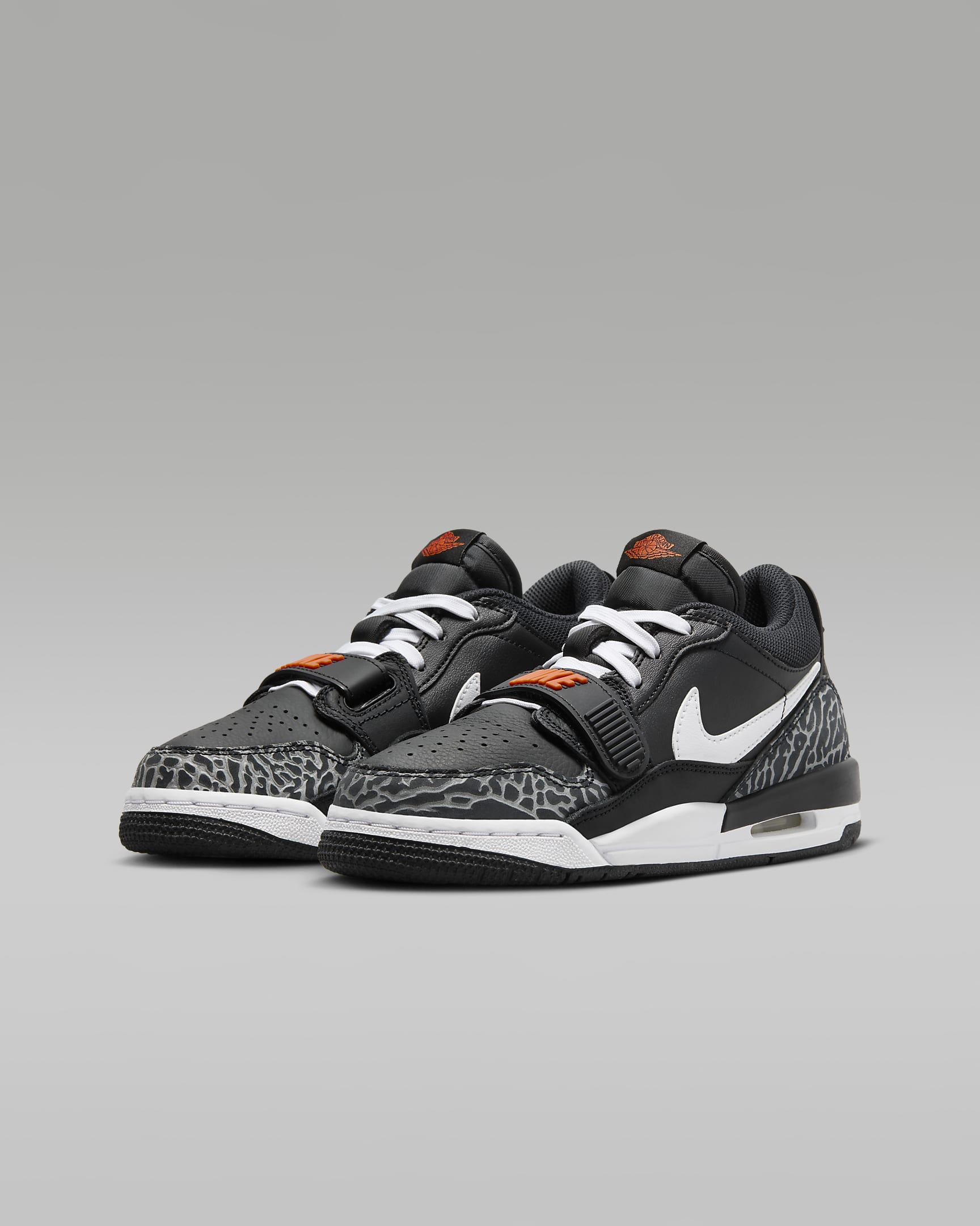 Sapatilhas Air Jordan Legacy 312 Low Júnior - Preto/Cinzento Wolf/Laranja Safety/Branco