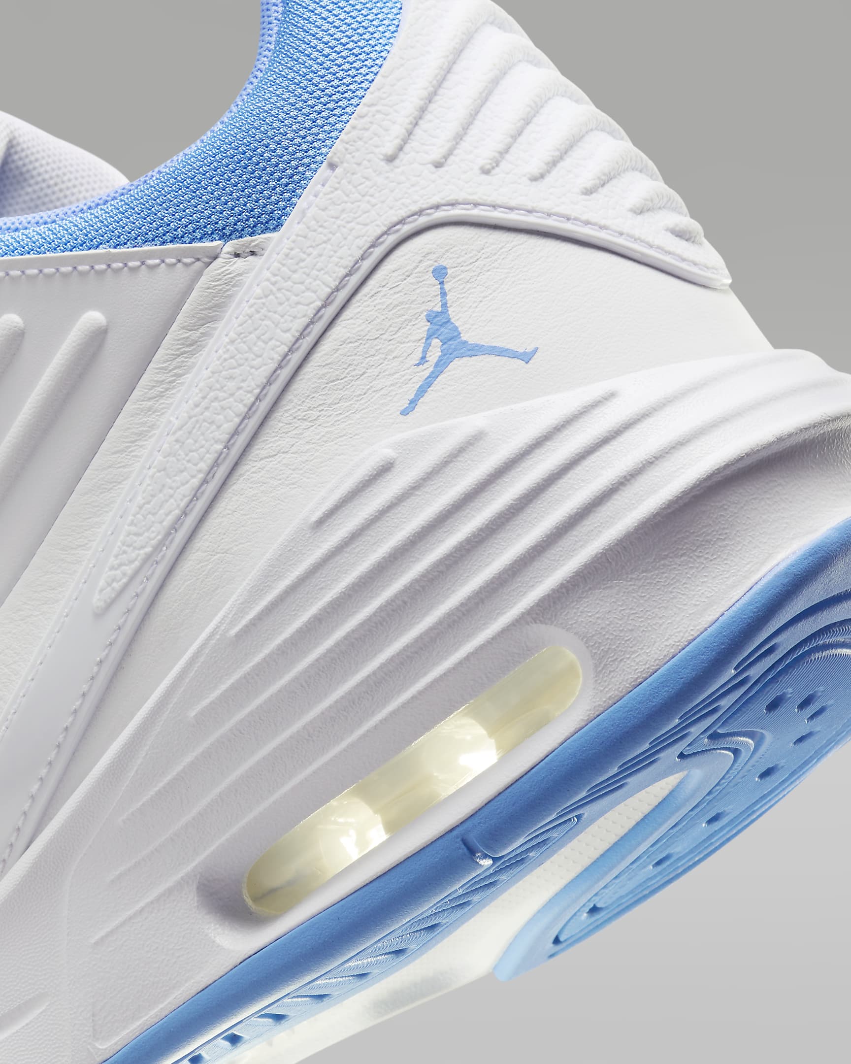 Jordan Max Aura 5 Men