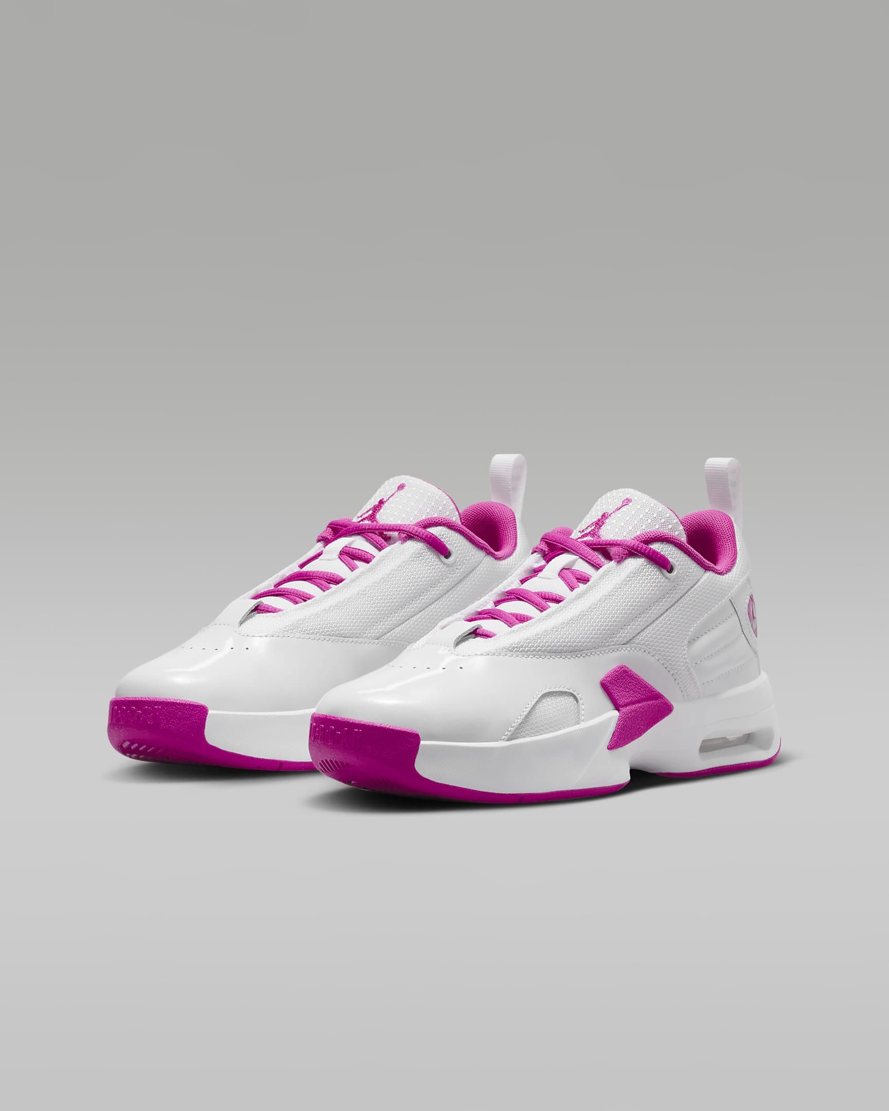 Jordan Max Aura 6 Older Kids' Shoes - White/Fire Pink