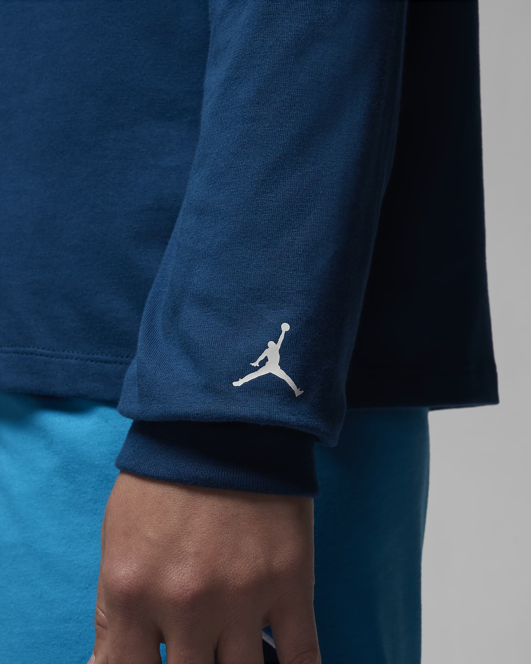 Jordan Women's Graphic Long-sleeve T-Shirt. Nike AU