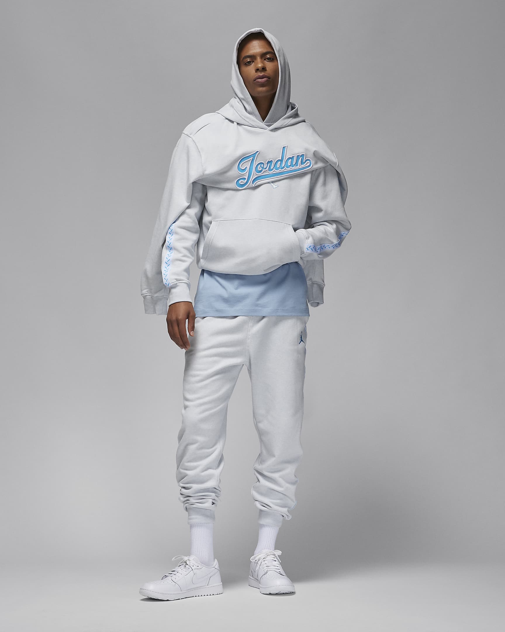 Jordan Flight MVP Fleece Erkek Kapüşonlu Sweatshirt'ü - Pure Platinum/Heather/Siyah