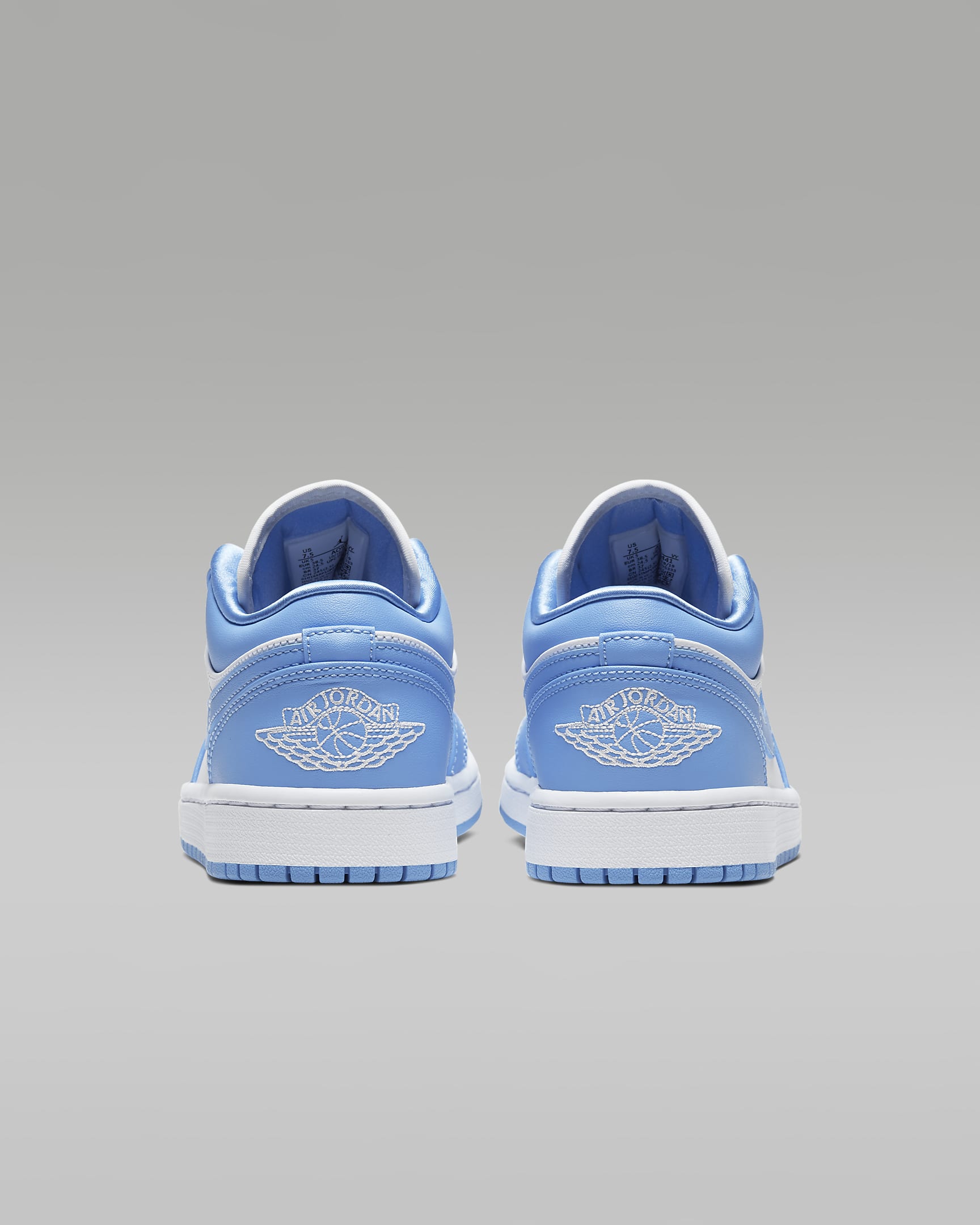 Air Jordan 1 Low Women's Shoes - University Blue/White/University Blue