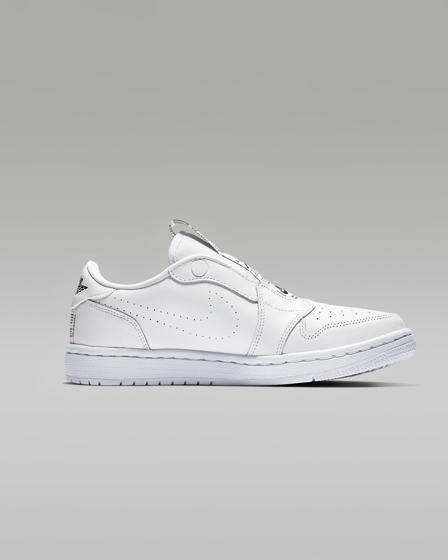 Air Jordan 1 Retro Low Slip Women's Shoes - White/Black