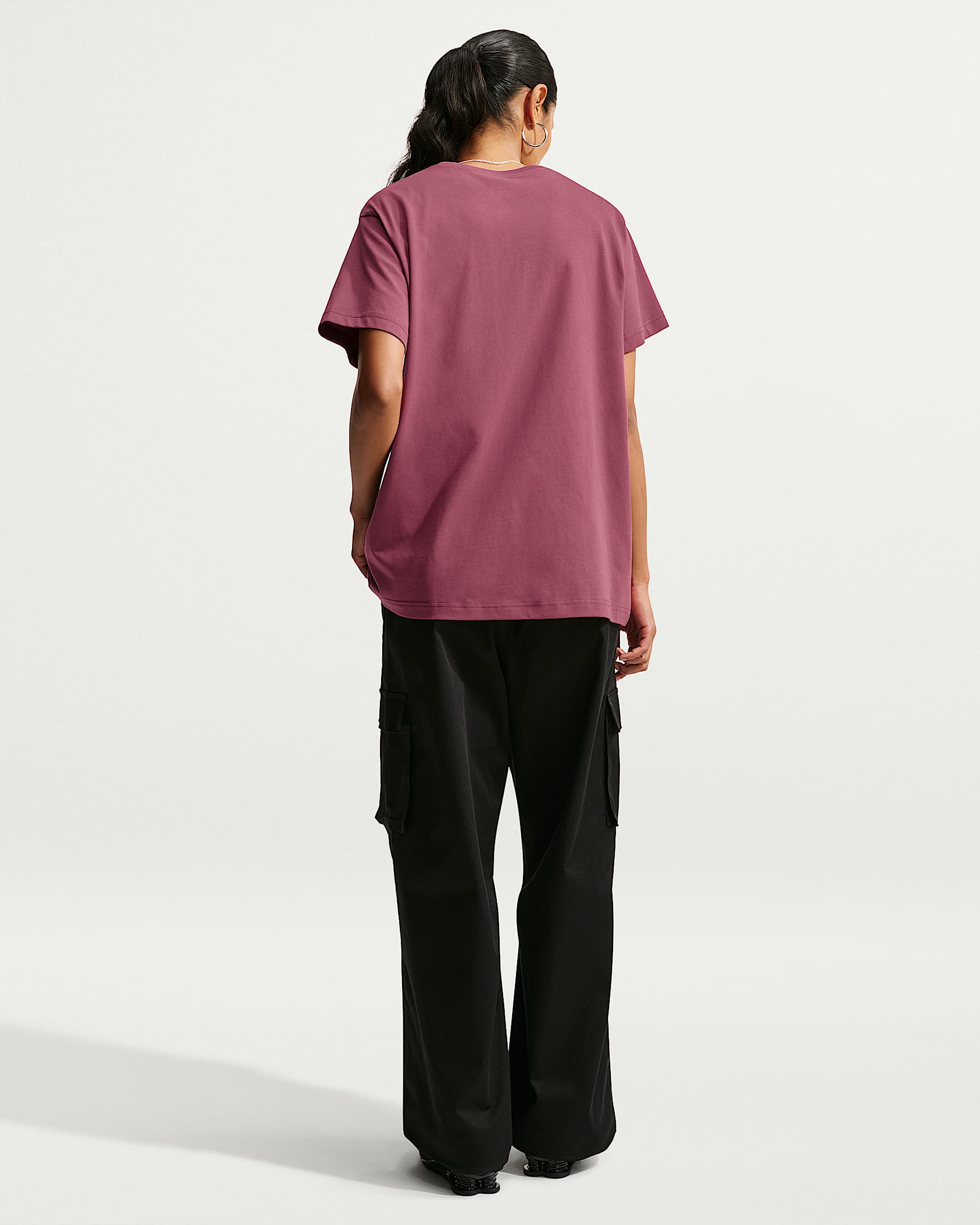 Nike Sportswear Classic Women's Oversized T-Shirt - Pink Smoke/Pink Smoke