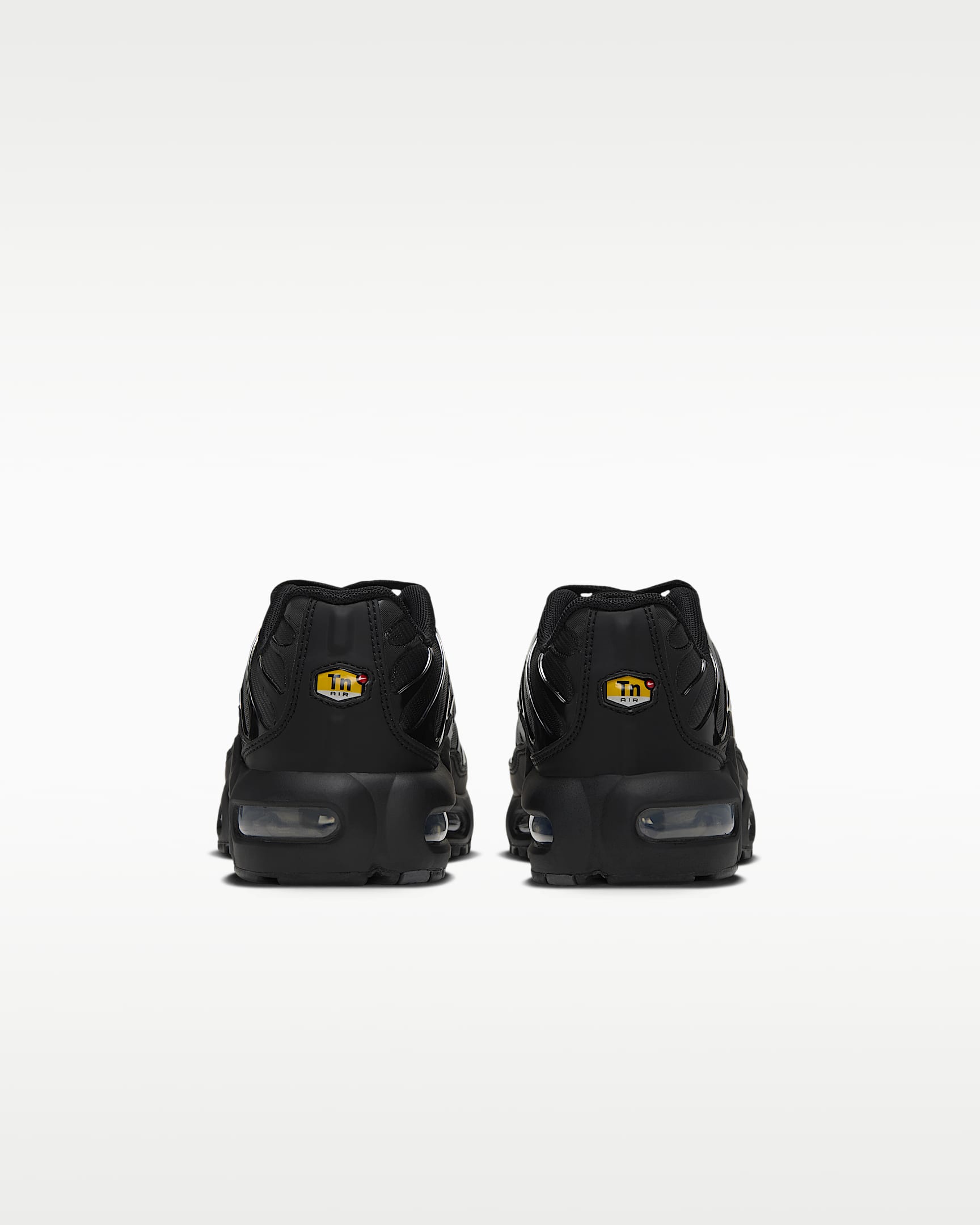 Nike Air Max Plus SE Older Kids' Shoes - Black/Metallic Silver/Iron Grey
