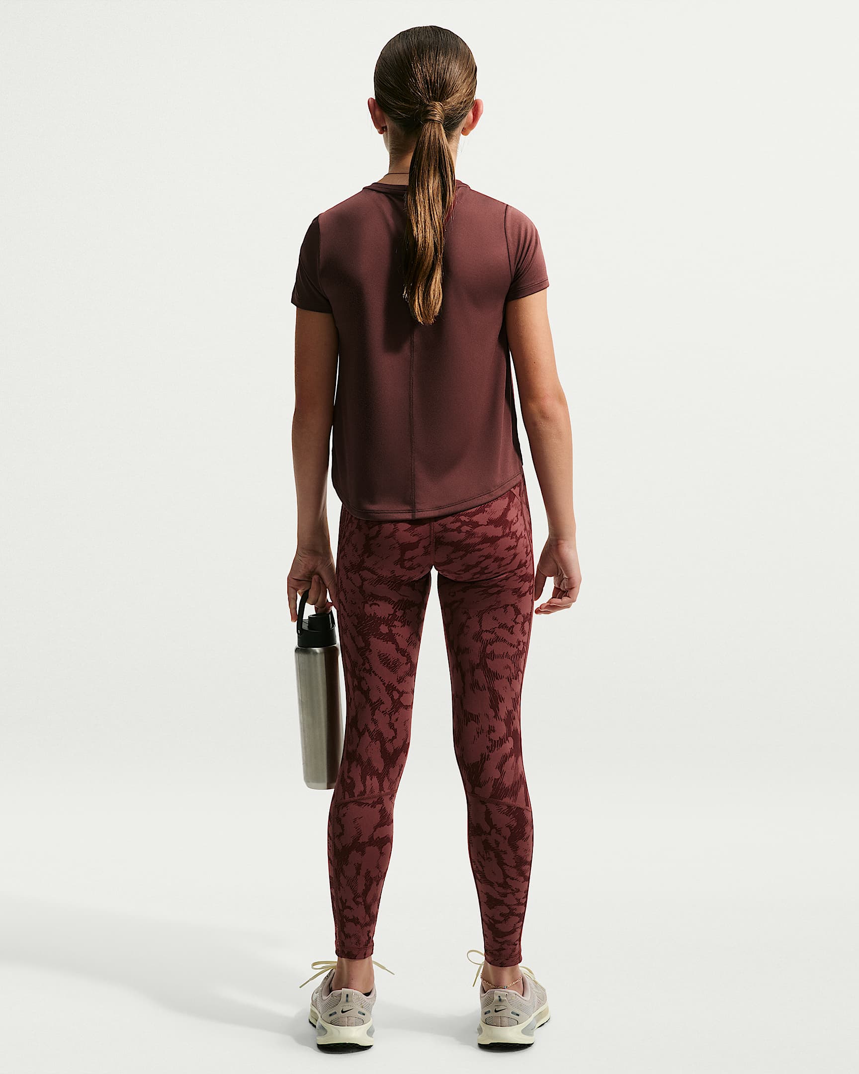 Playera para niña talla grande Nike Pro - Dátil místico