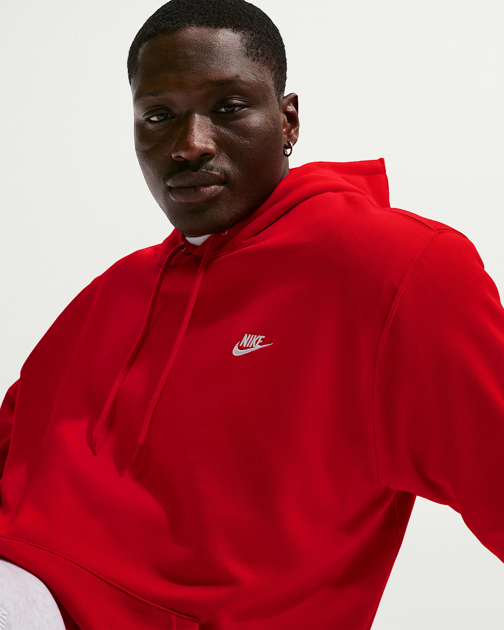 Nike Club fleecehettegenser til herre - University Red/University Red/Hvit
