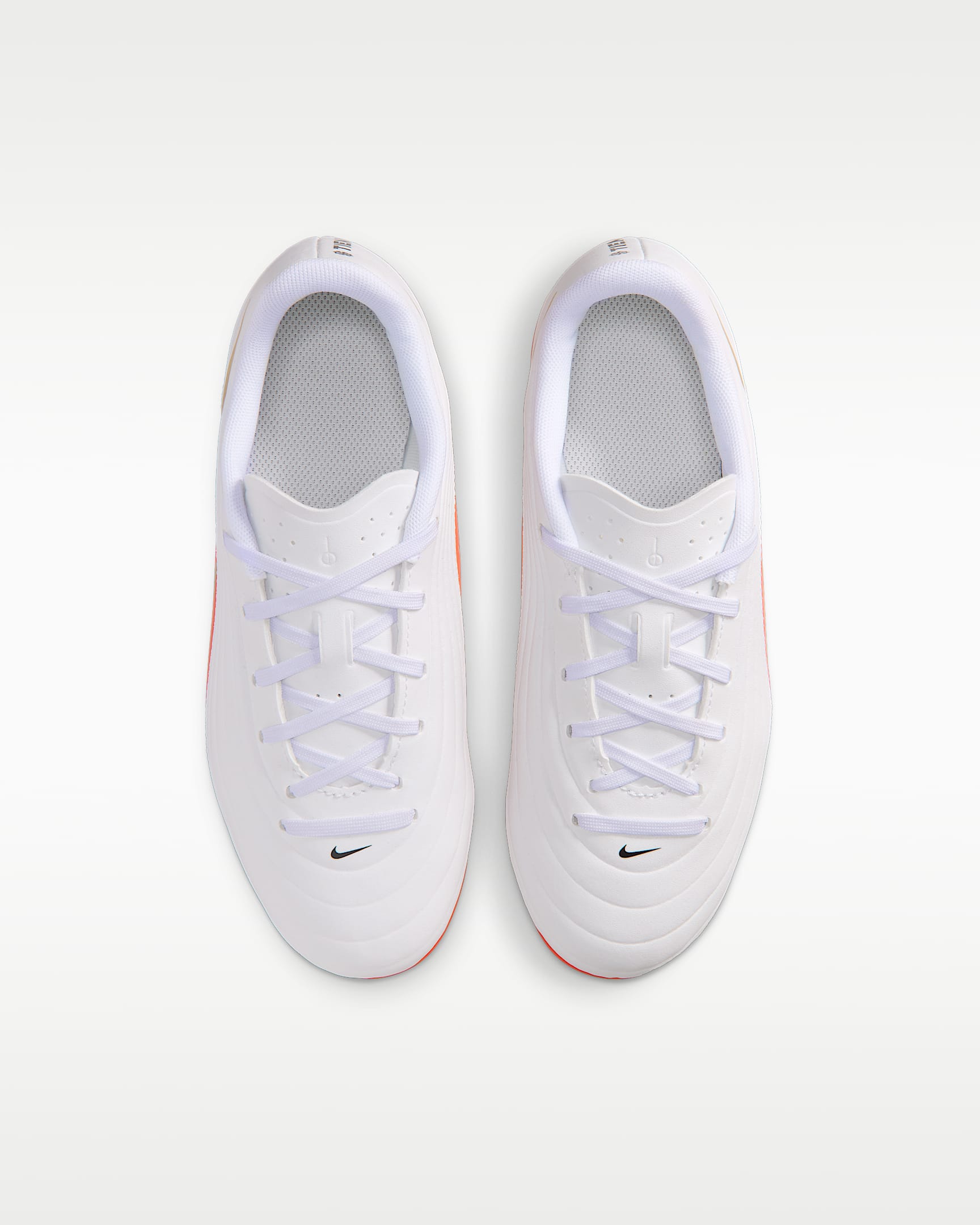Nike Jr. Tiempo Maestro Club Big Kids' Multi-Ground Low-Top Football Boots - White/Bright Crimson/Blur