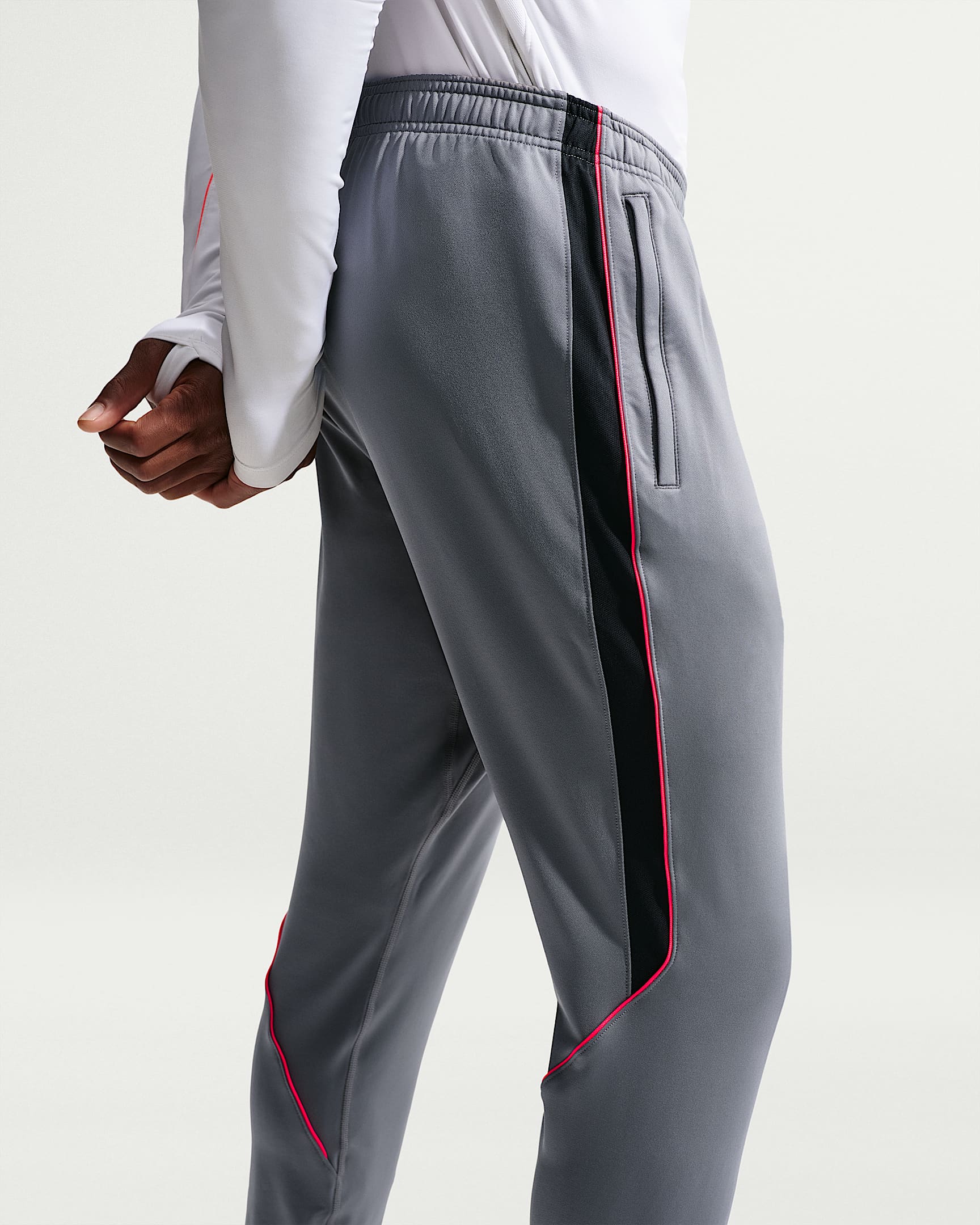 Pants de fútbol Dri-FIT para hombre Nike Strike - Gris humo/Negro/Ponche cálido/Ponche cálido