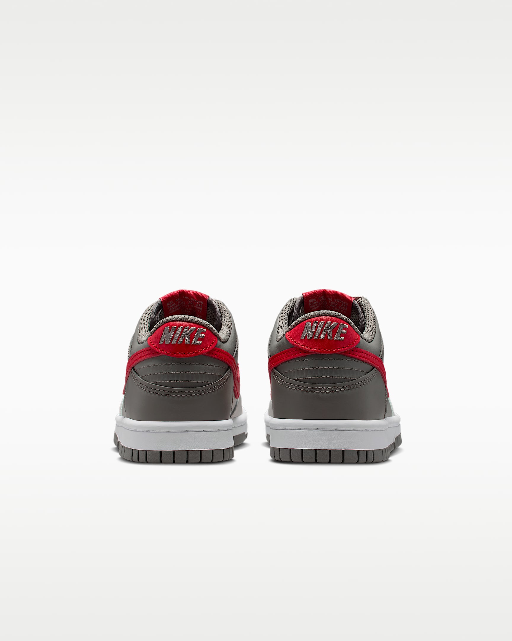 Tenis para niños grandes Nike Dunk Low - Adoquín/Gris suave/Plata noche/Rojo universitario