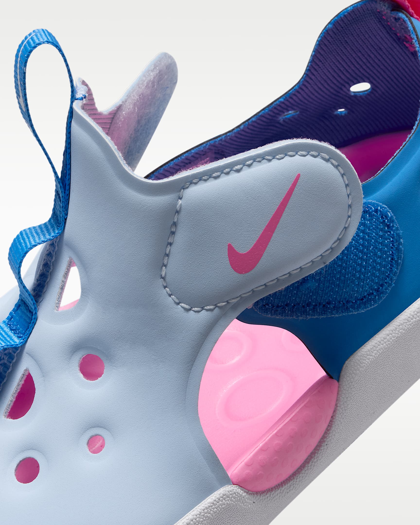 Nike Sunray Protect 4 Younger Kids' Sandals - Hydrogen Blue/Blue Crystal/White/Pink Glow