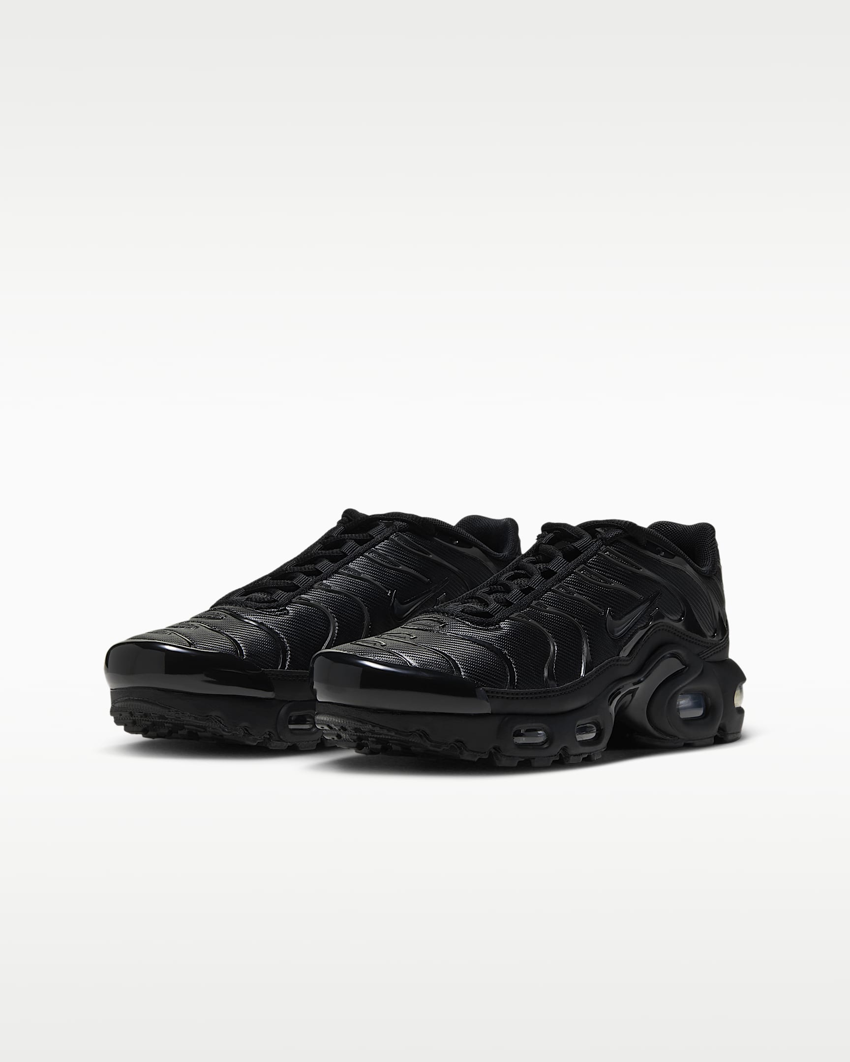 Nike Air Max Plus SE Older Kids' Shoes - Black/Metallic Silver/Iron Grey