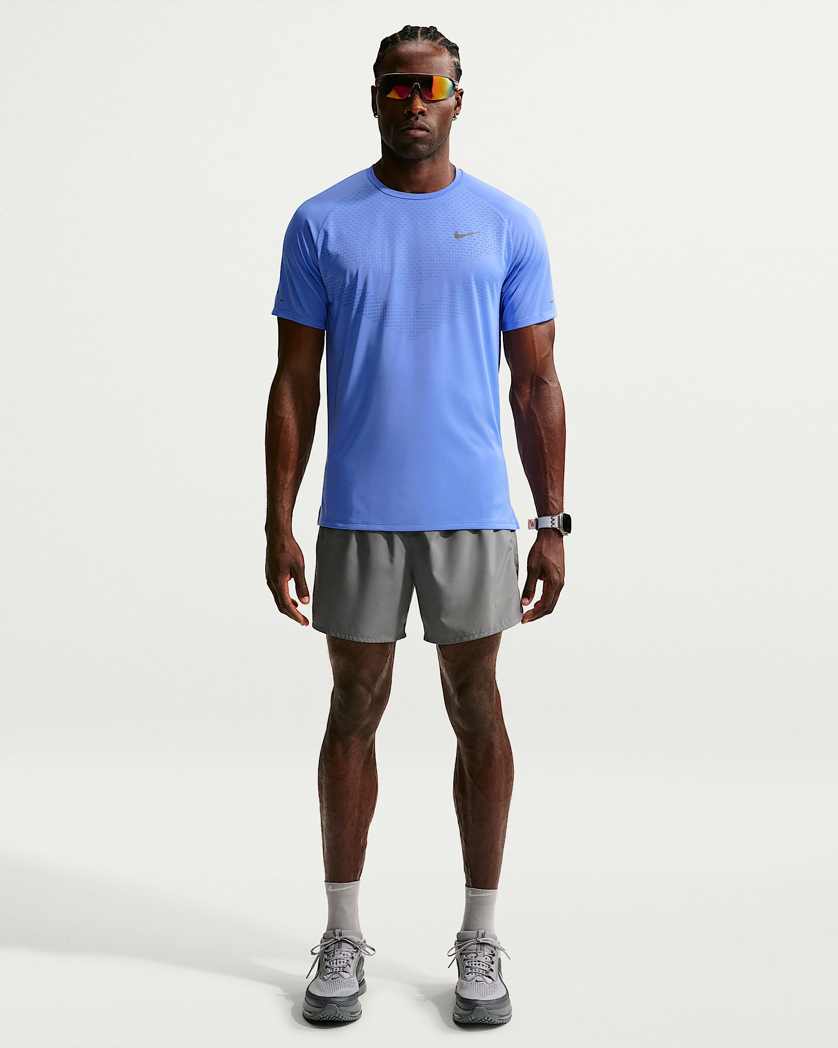 Kortärmad löpartröja Nike Stride Dri-FIT ADV för män - Royal Pulse