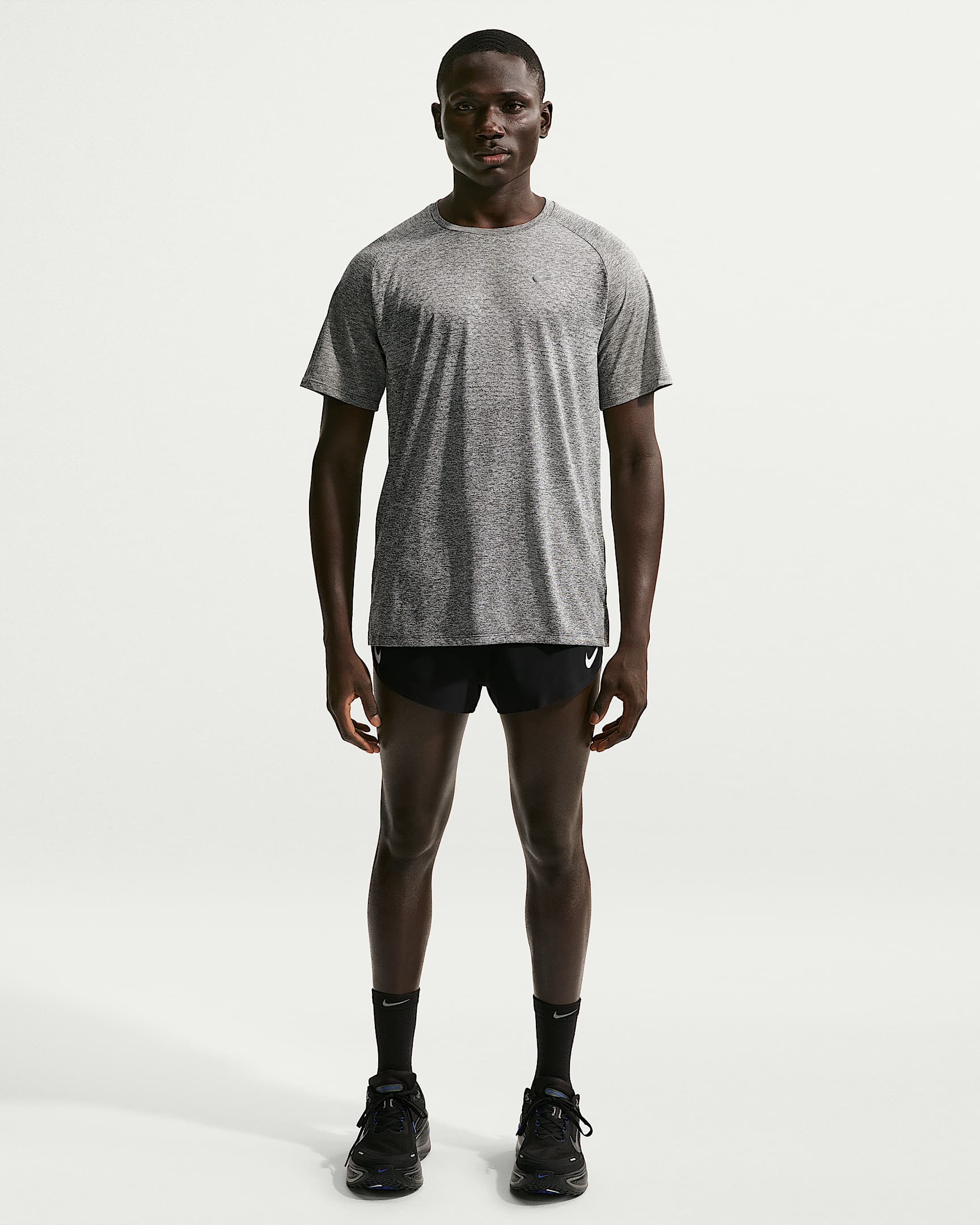 Nike Stride Men's Dri-FIT ADV Short-Sleeve Running Top - Smoke Grey/Heather