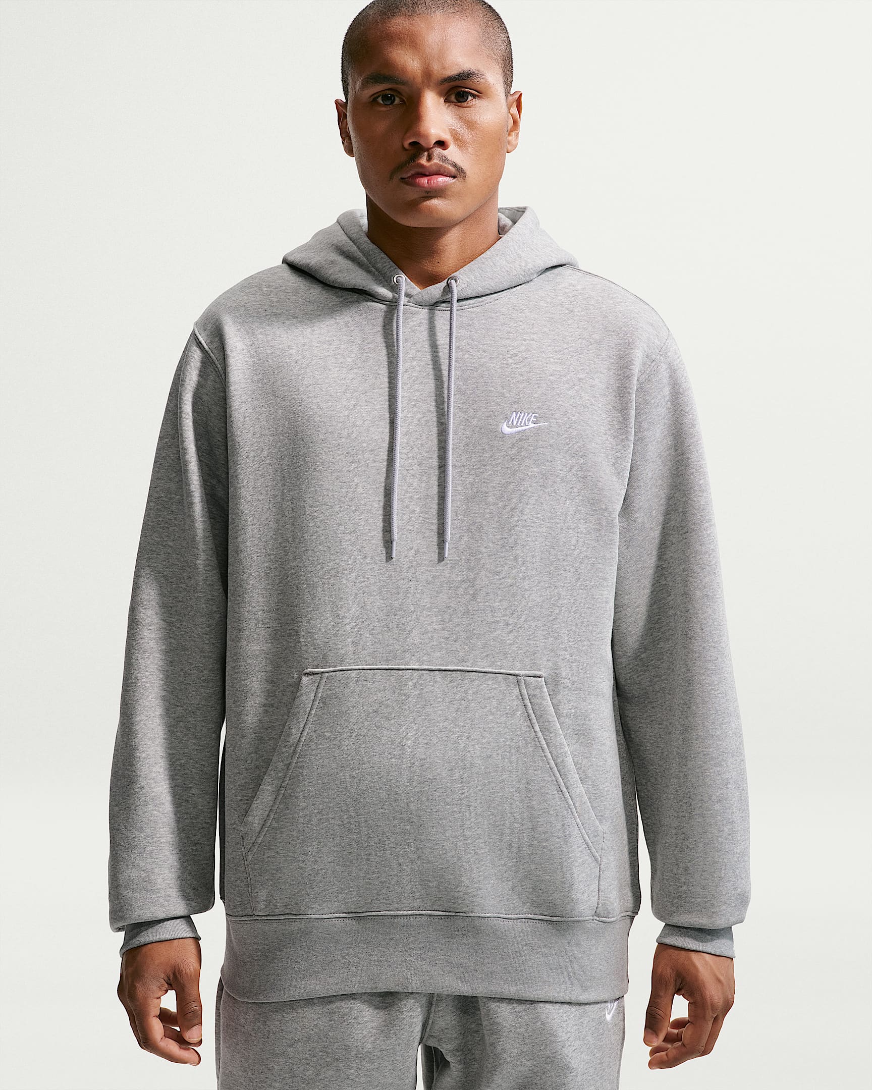Nike Club fleecehettegenser til herre - Dark Grey Heather/Light Smoke Grey/Hvit