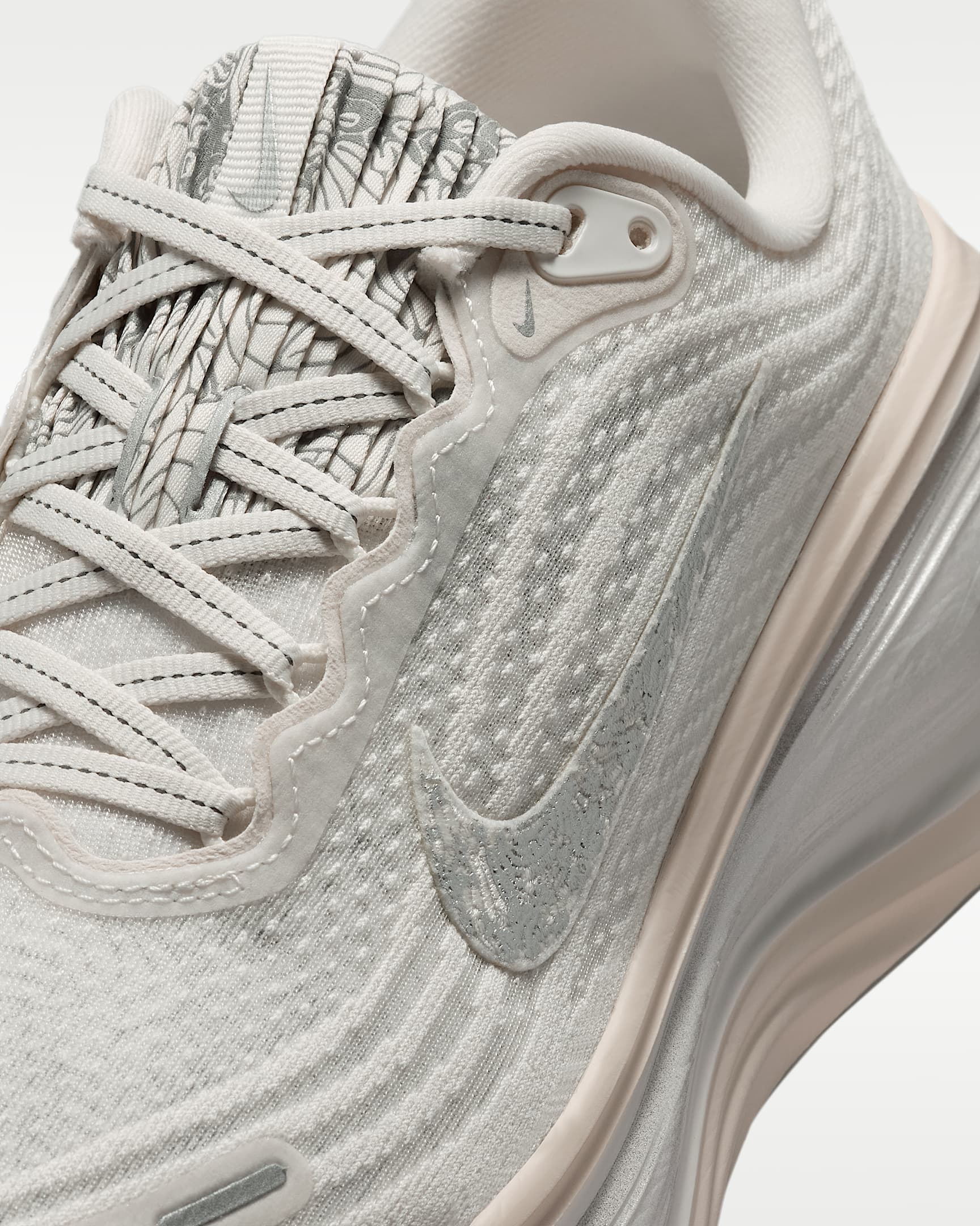 Nike Vomero Plus SE Women's Road Running Shoes - Phantom/Grey Fog/Light Smoke Grey/Summit White