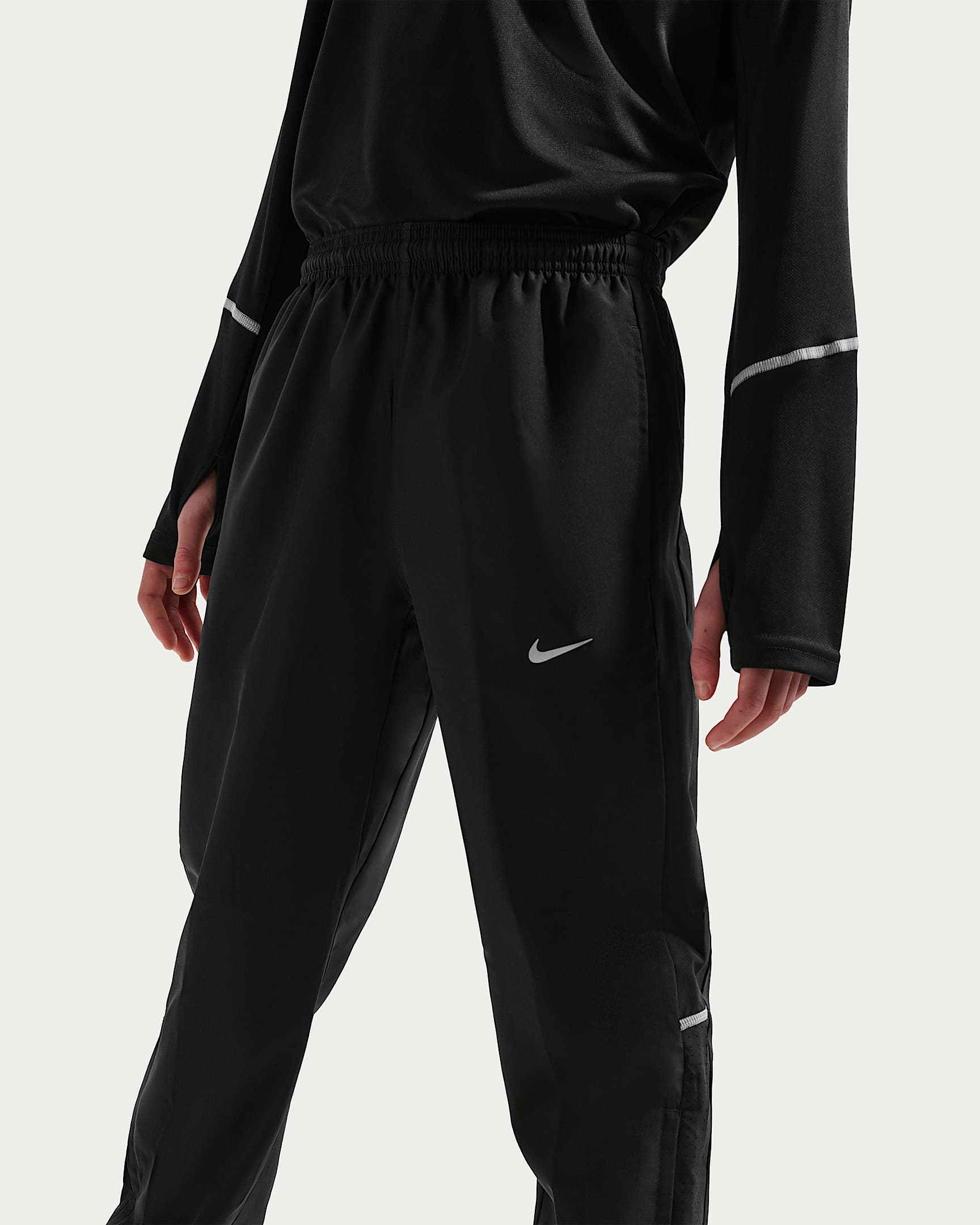 Nike Miler Dri-FIT Dokuma Genç Çocuk Eşofman Altı - Siyah