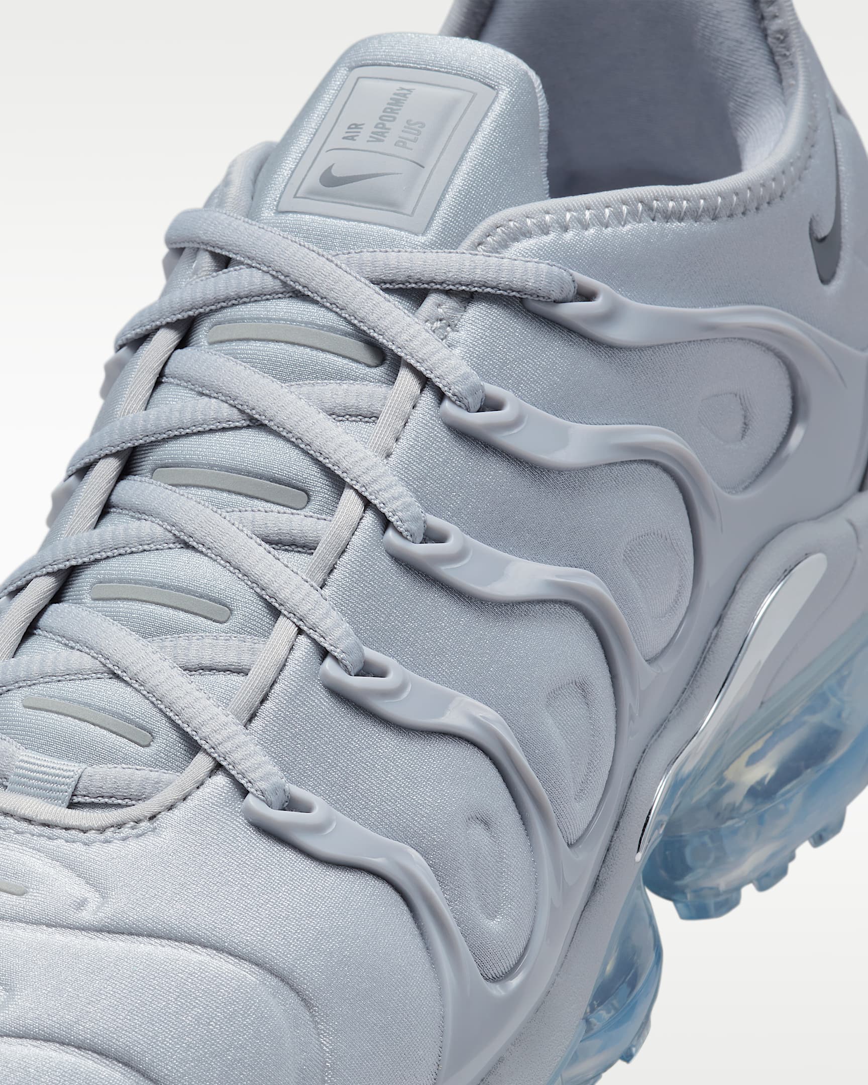 Chaussure Nike Air VaporMax Plus pour homme - Wolf Grey/Metallic Silver/Dark Grey