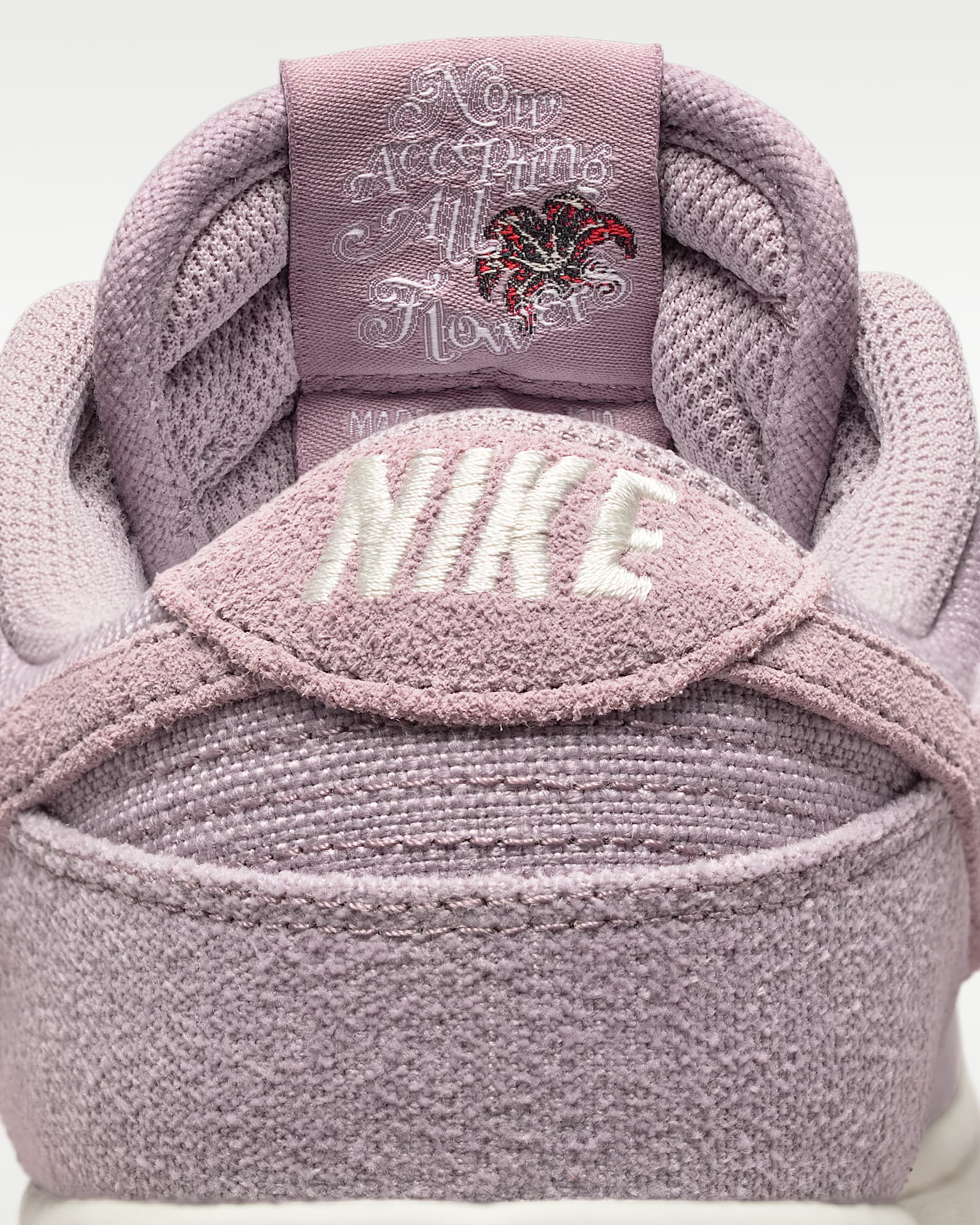 Nike Dunk Low "Flowers" Women's Shoes - Light Violet Ore/Metallic Gold/Healing Jade/Sail