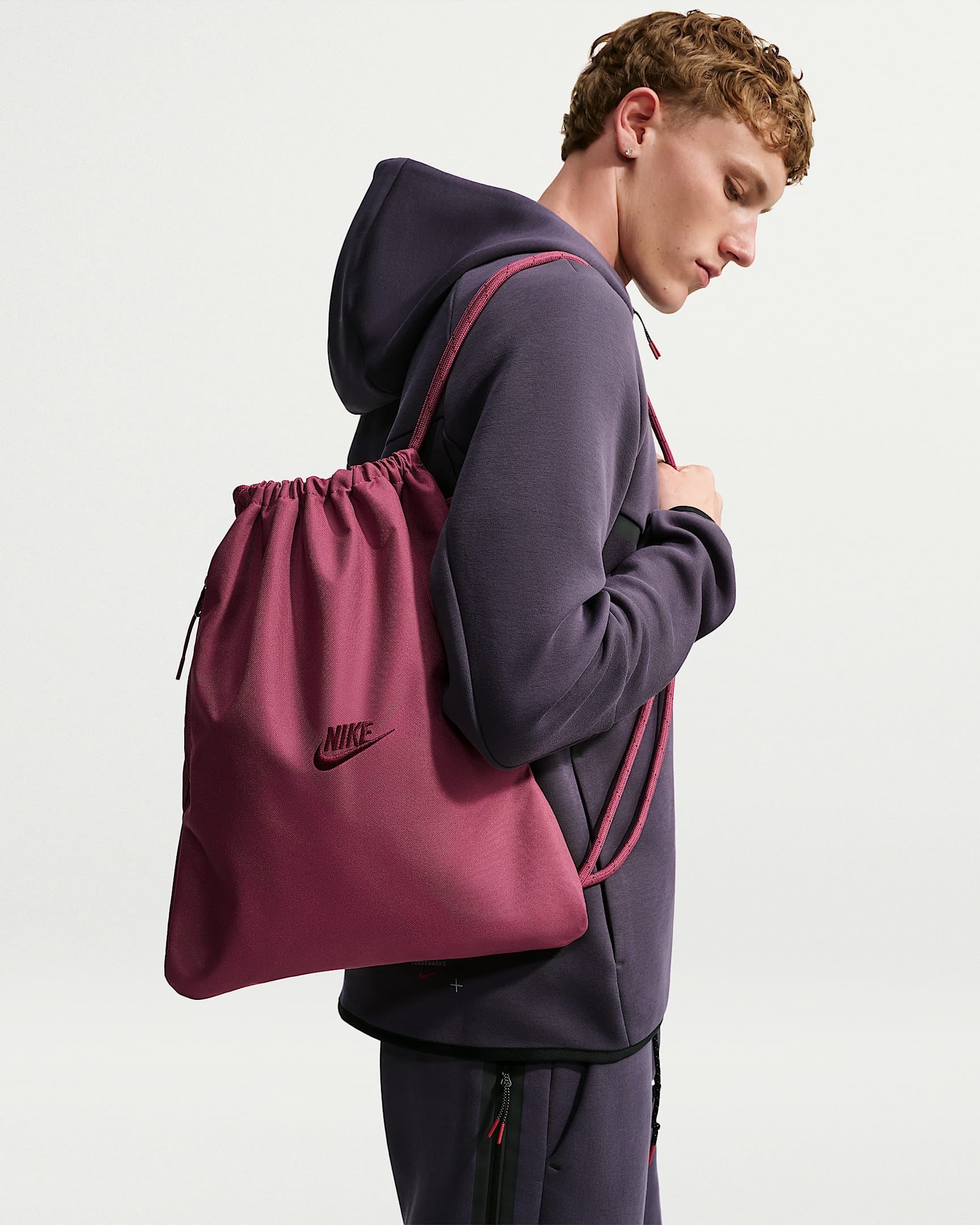 Nike Heritage 2.0 Drawstring Bag (12L) - Pink Smoke/Pink Smoke/Mystic Dates