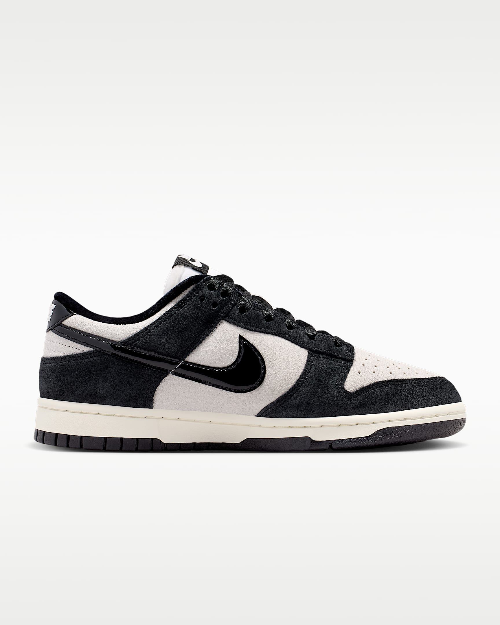 Nike Dunk Low SE "Florette" Women's Shoes - Black/Sail/Black