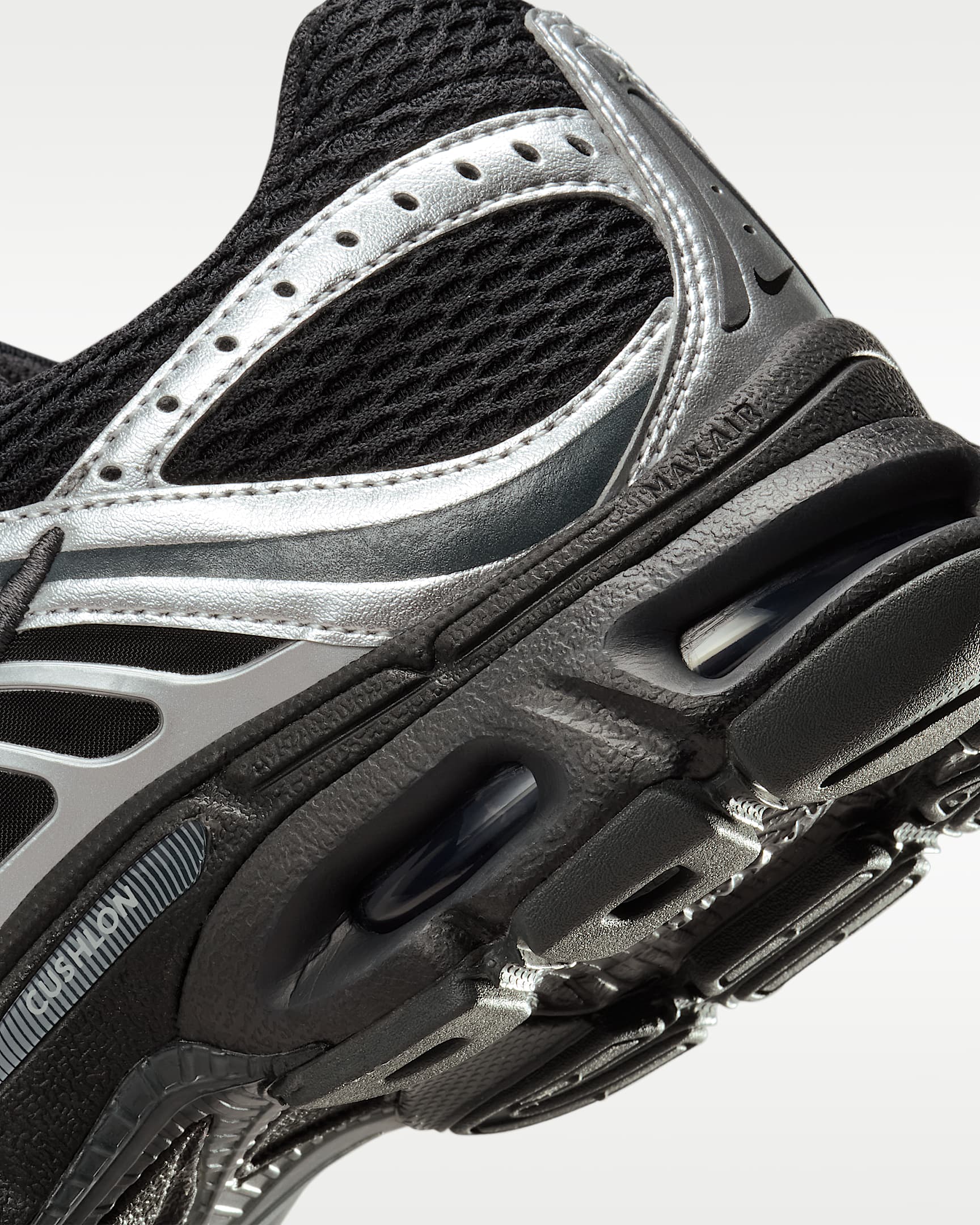Chaussure avec détails réfléchissants Nike Air Max Moto 2K pour femme - Noir/Metallic Silver/Anthracite/Noir