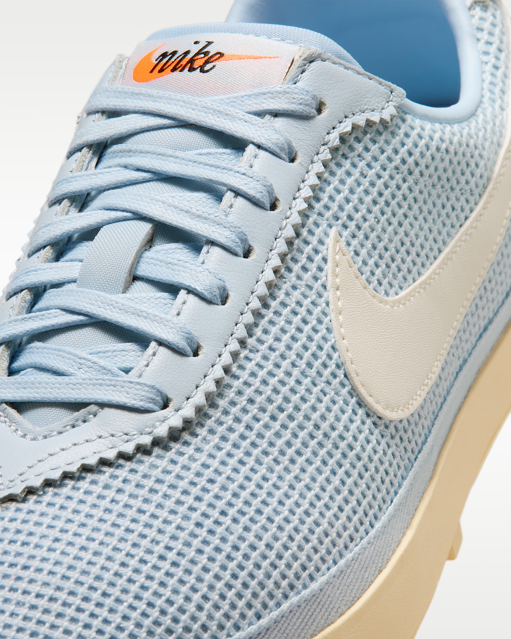Nike Astrograbber Textile Women's Shoes - Hydrogen Blue/Muslin/Sail