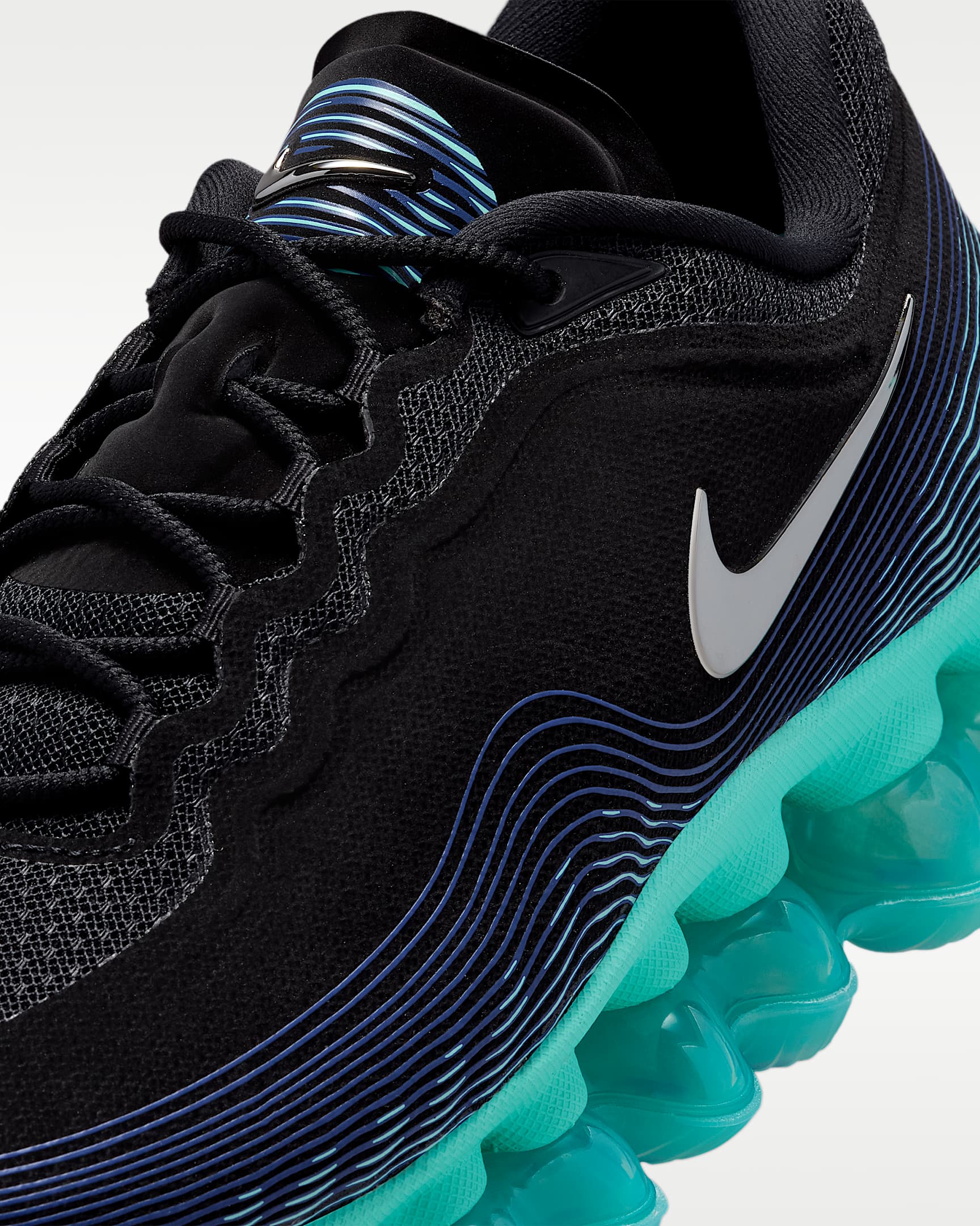 Nike Air Liquid Max Men's Shoes - Black/Radiant Blue/Aurora Green/Chrome